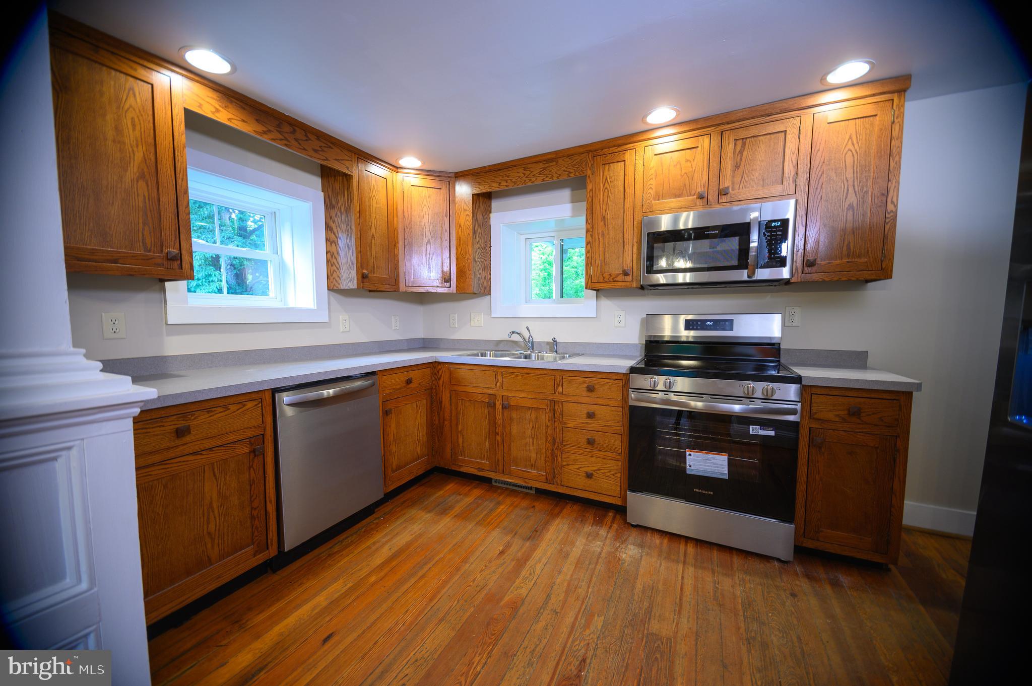 TOMS BROOK - Residential