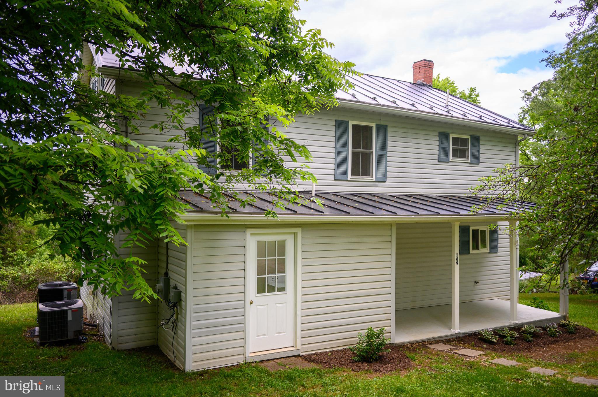TOMS BROOK - Residential