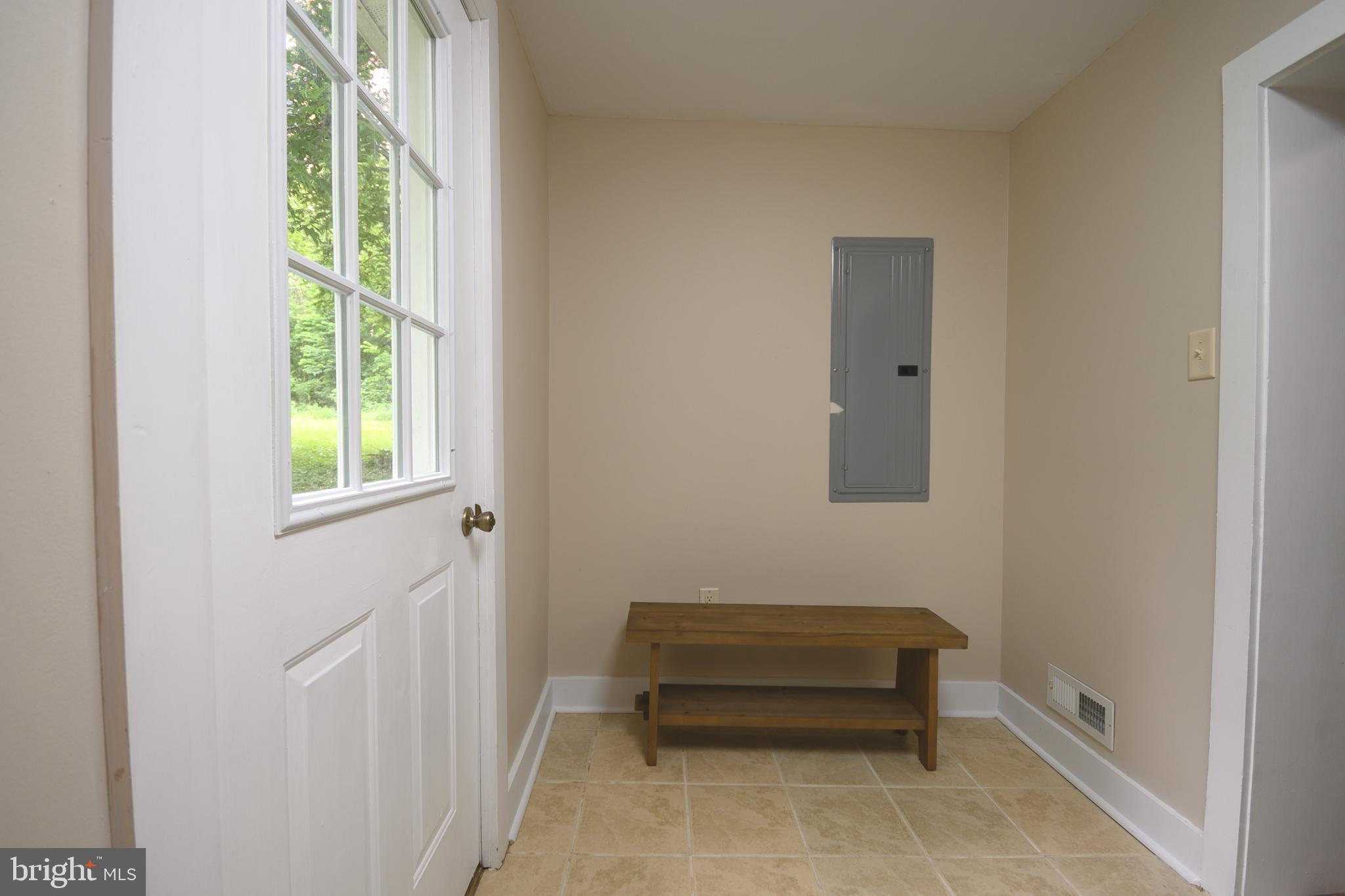 TOMS BROOK - Residential