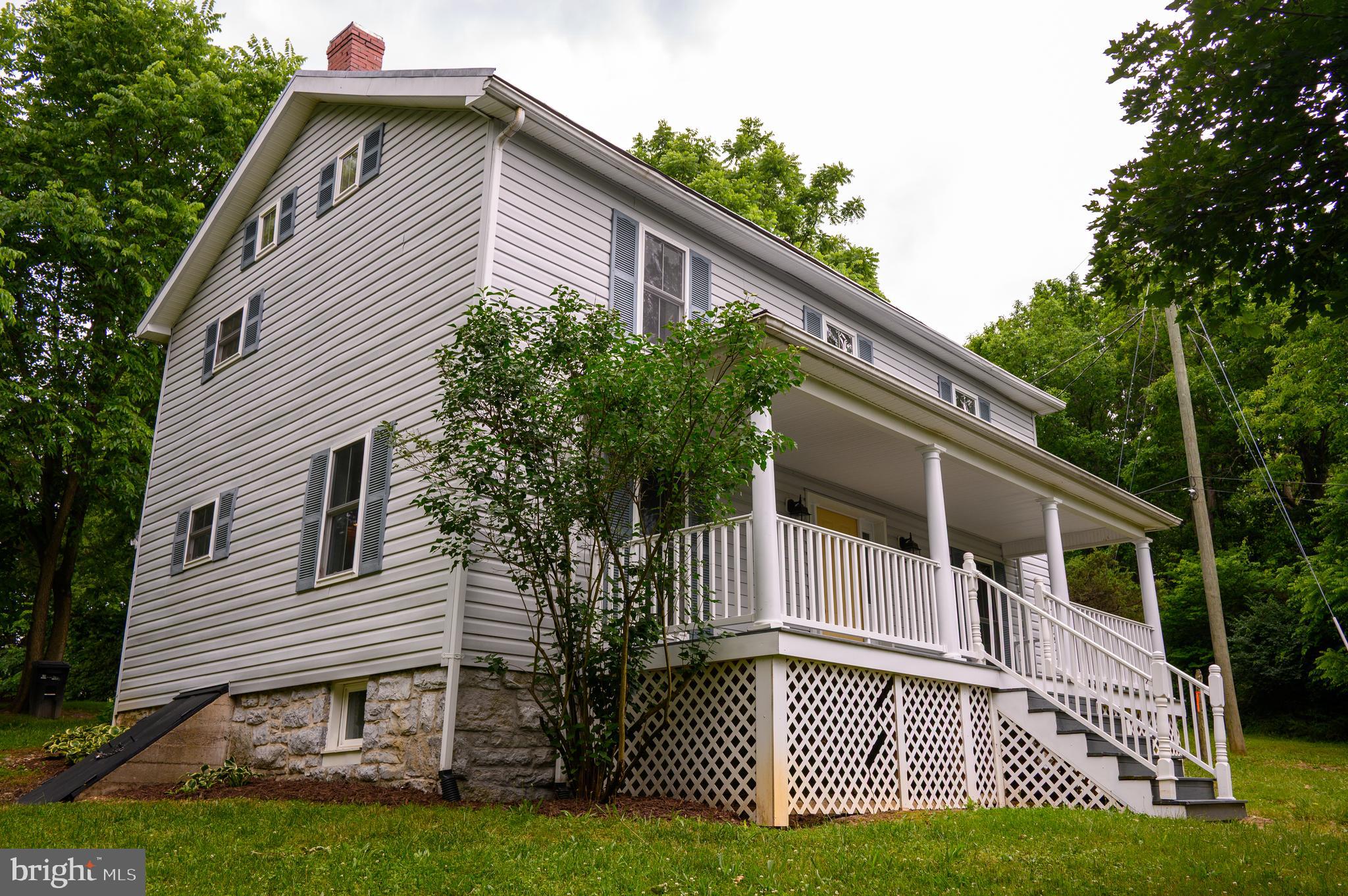 TOMS BROOK - Residential