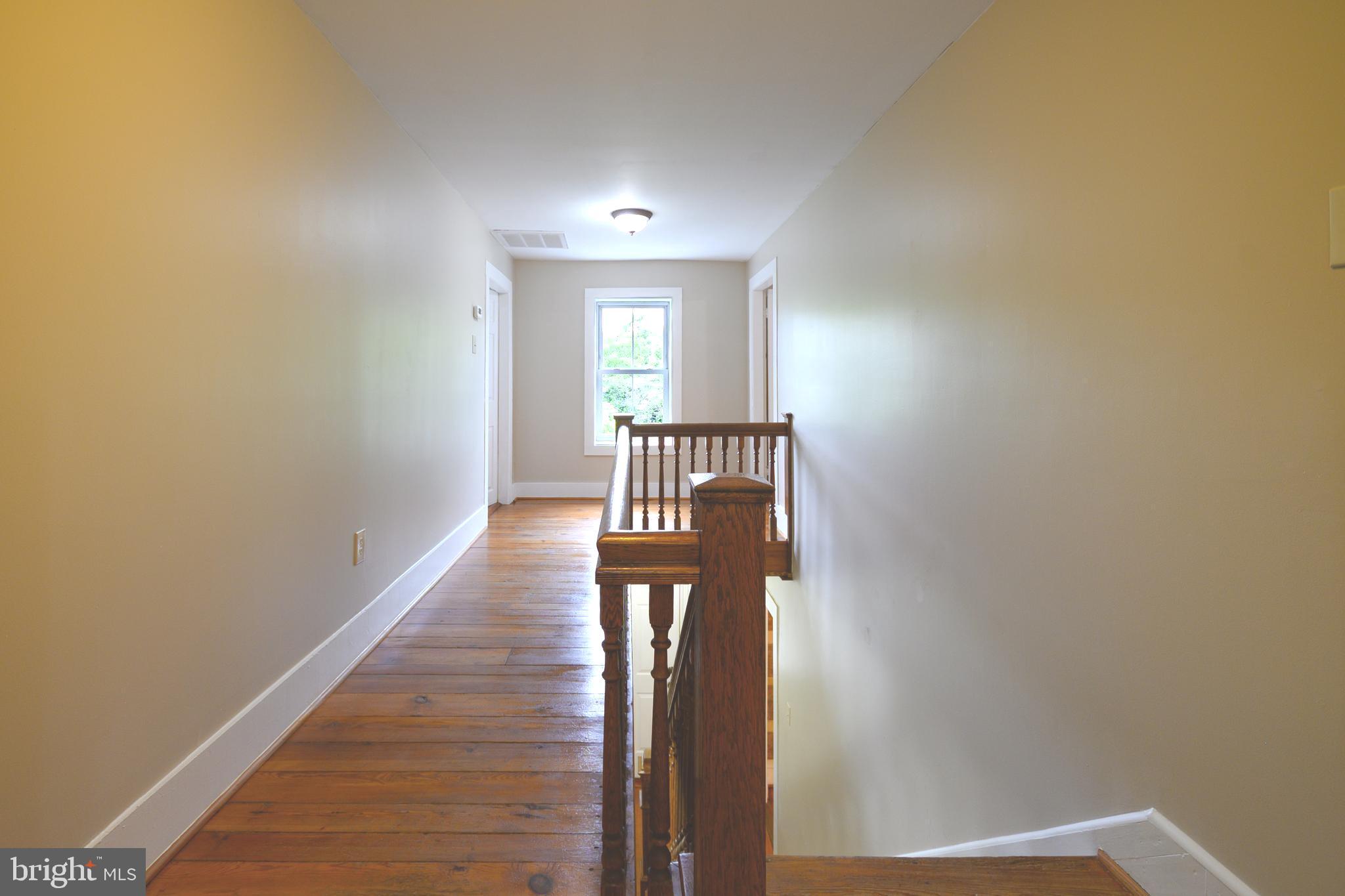 TOMS BROOK - Residential