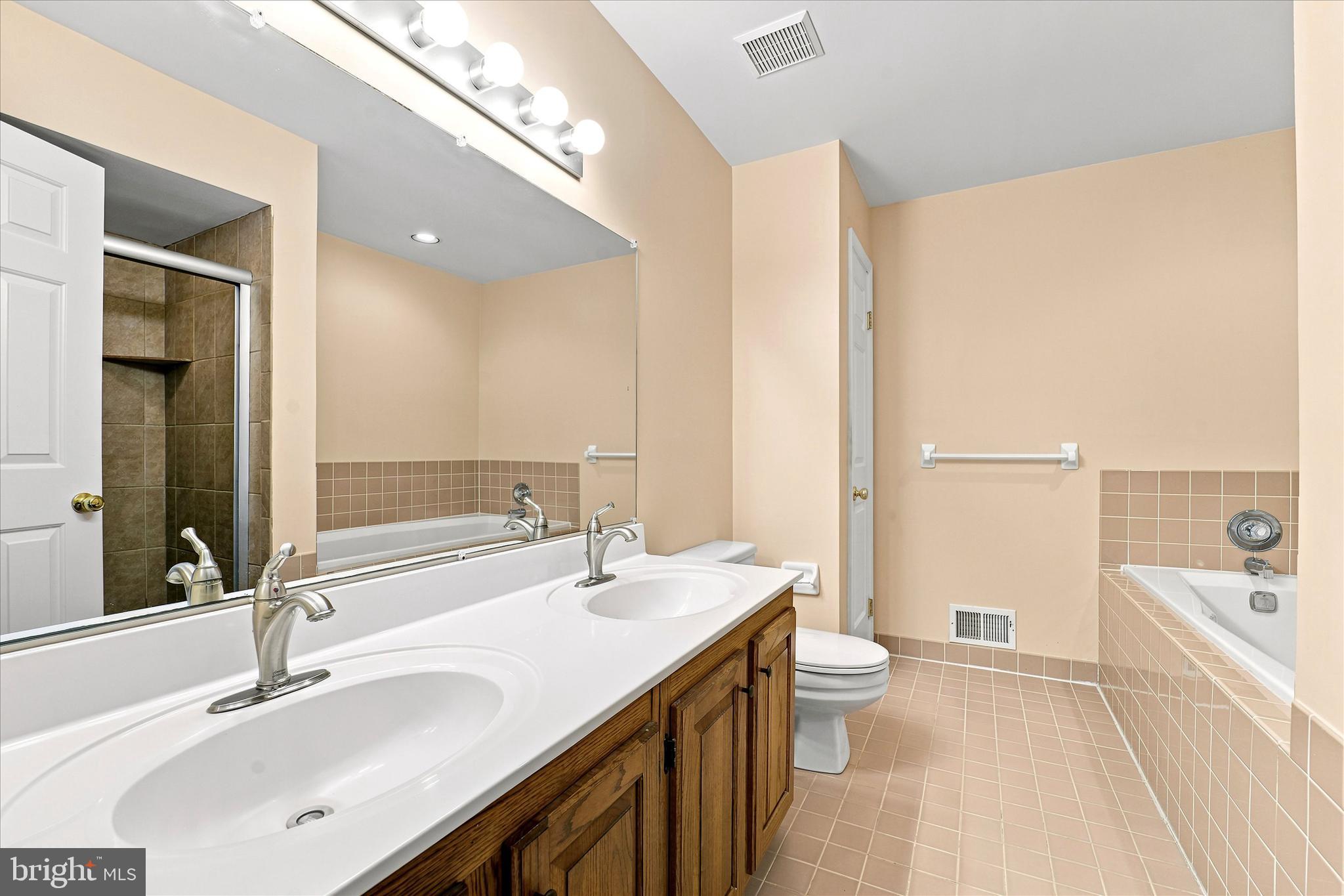 TANGLEWOOD - Residential