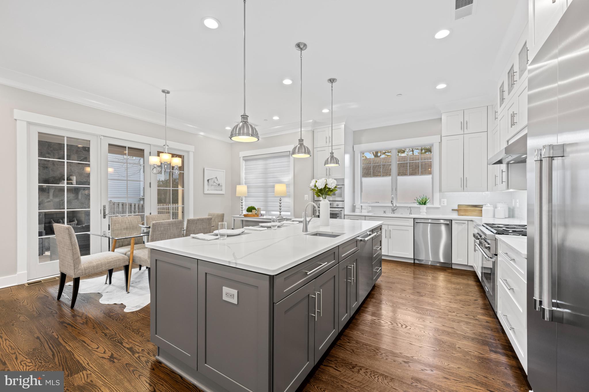 PINEVIEW - Residential
