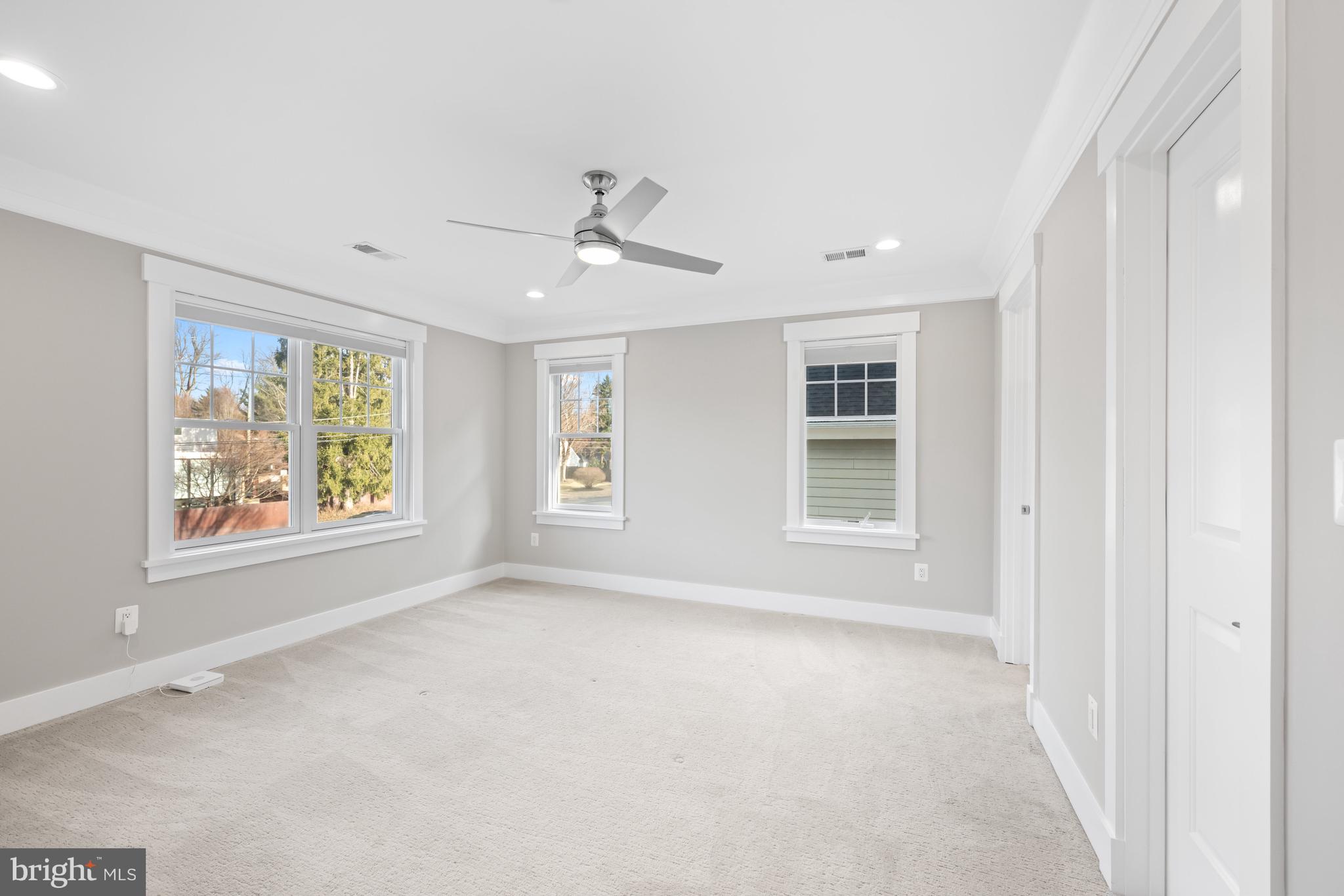 PINEVIEW - Residential