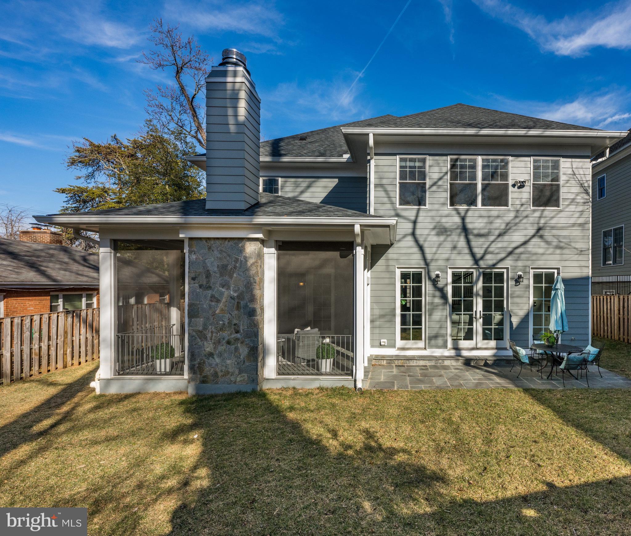 PINEVIEW - Residential