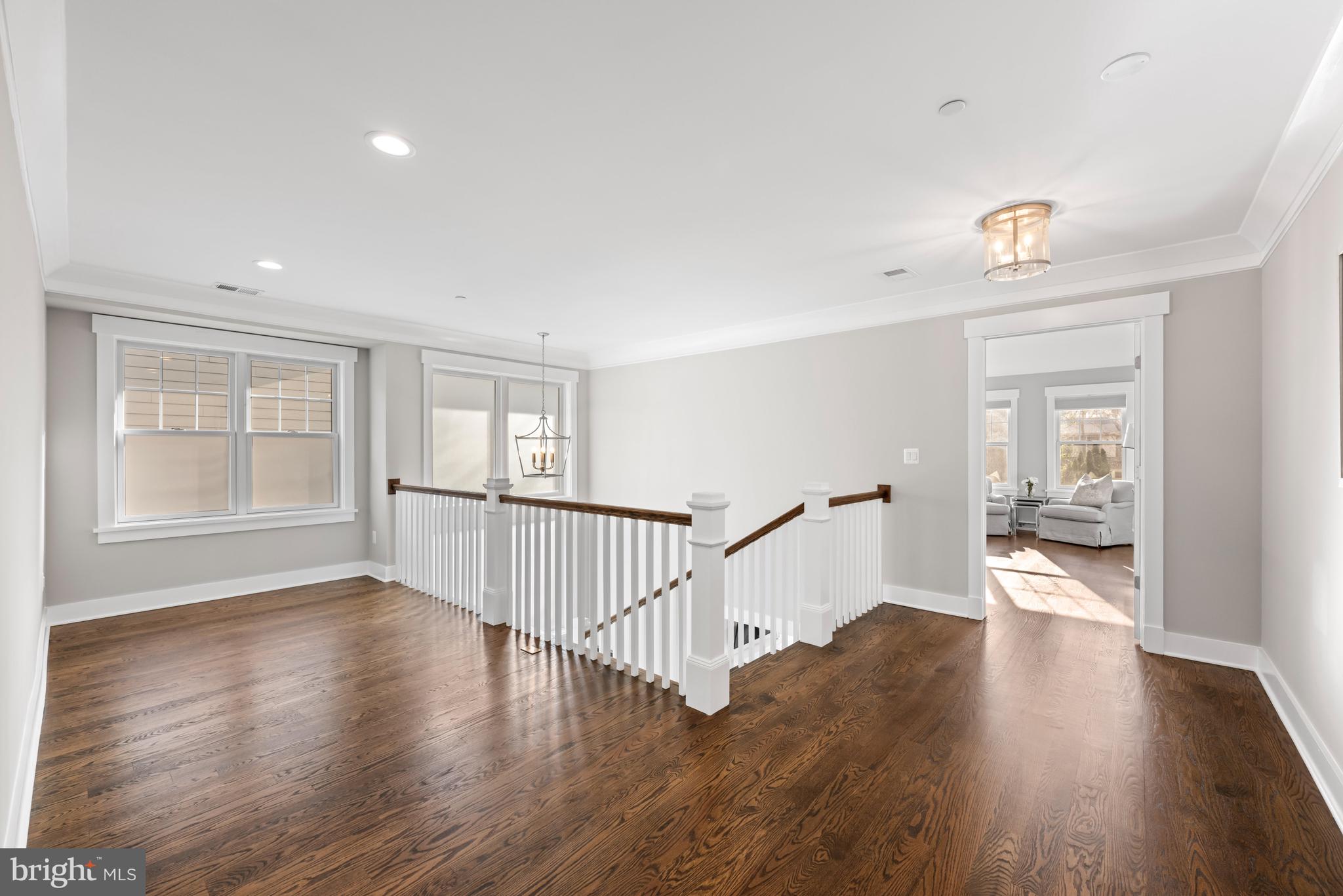 PINEVIEW - Residential