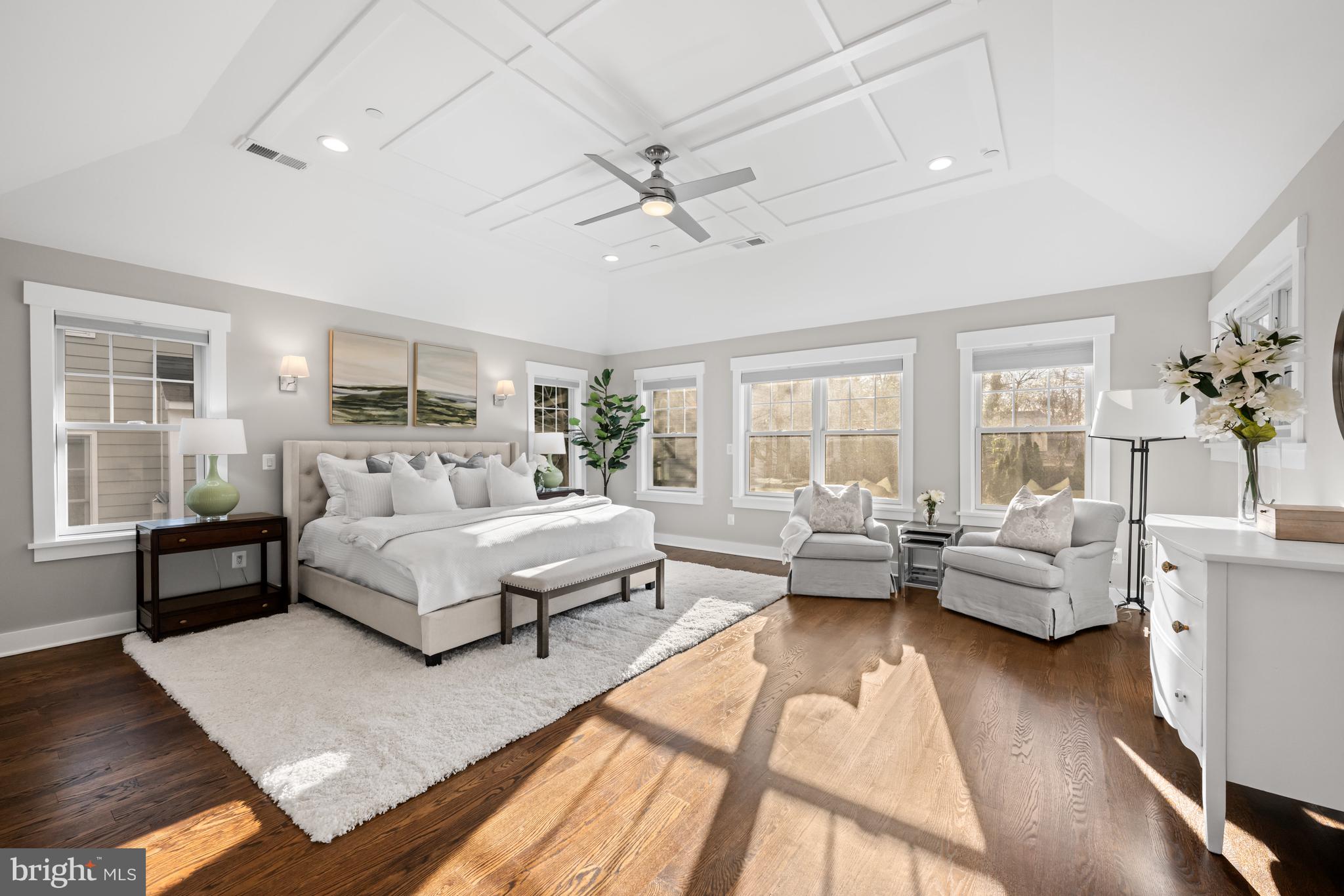 PINEVIEW - Residential
