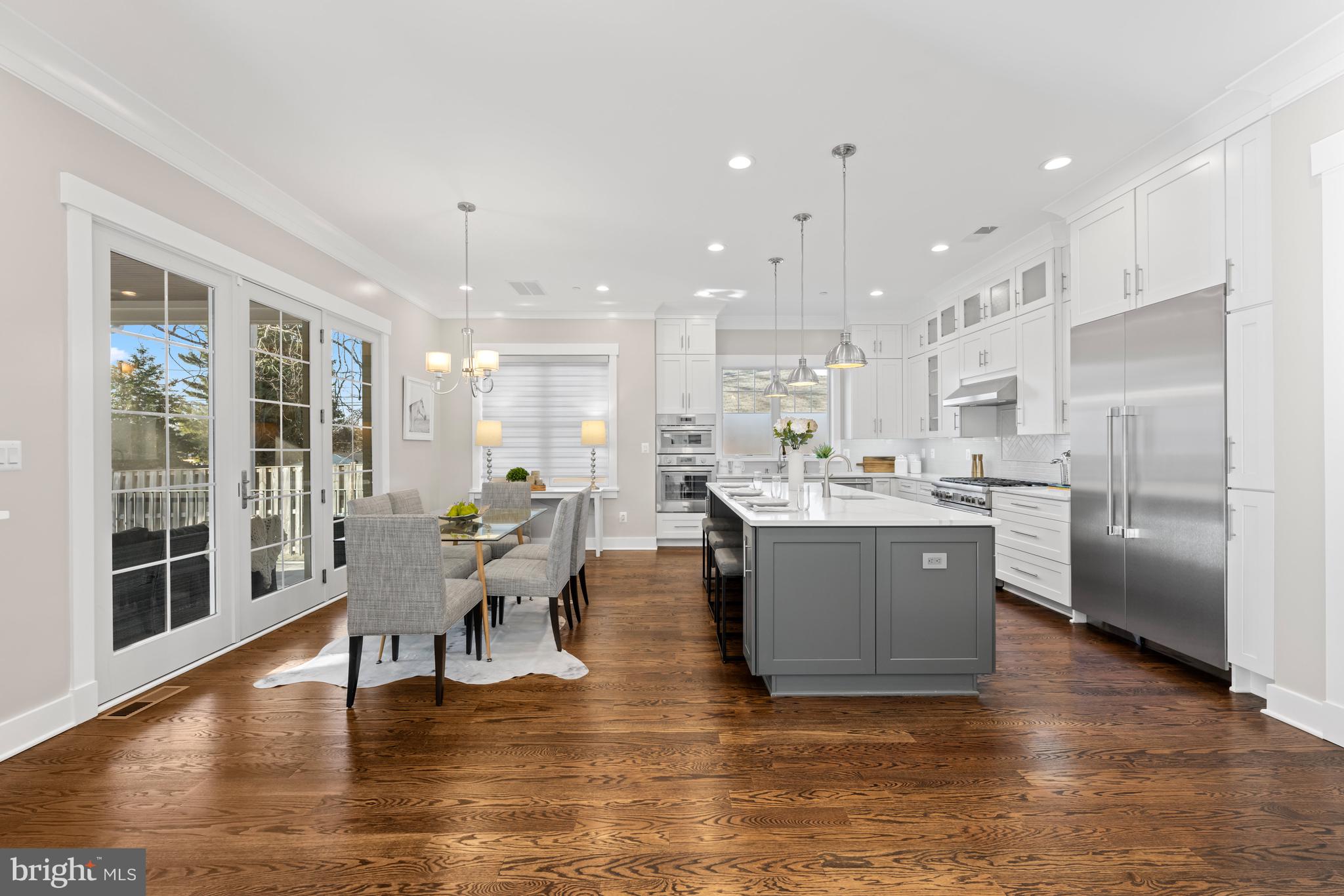 PINEVIEW - Residential