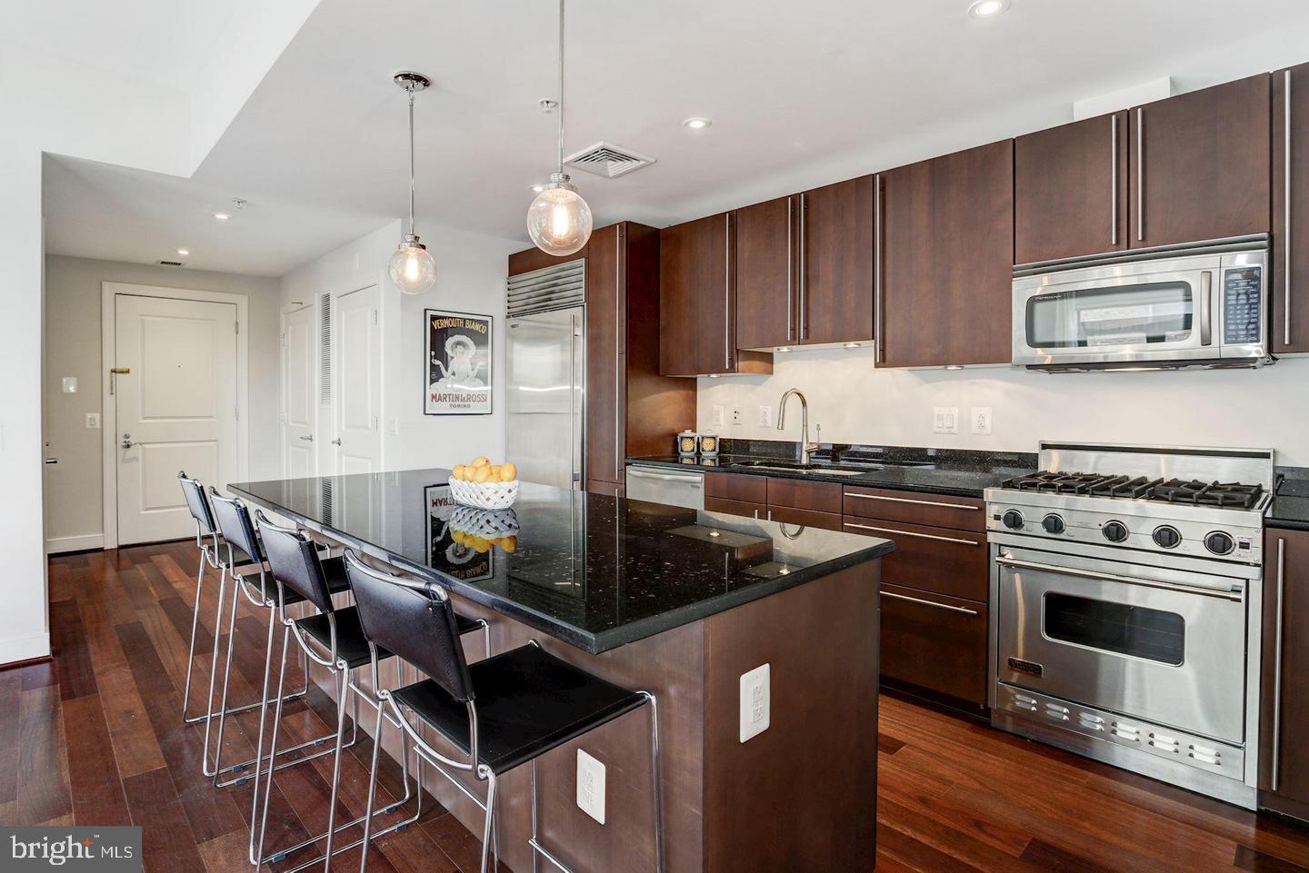 WEST END - Residential