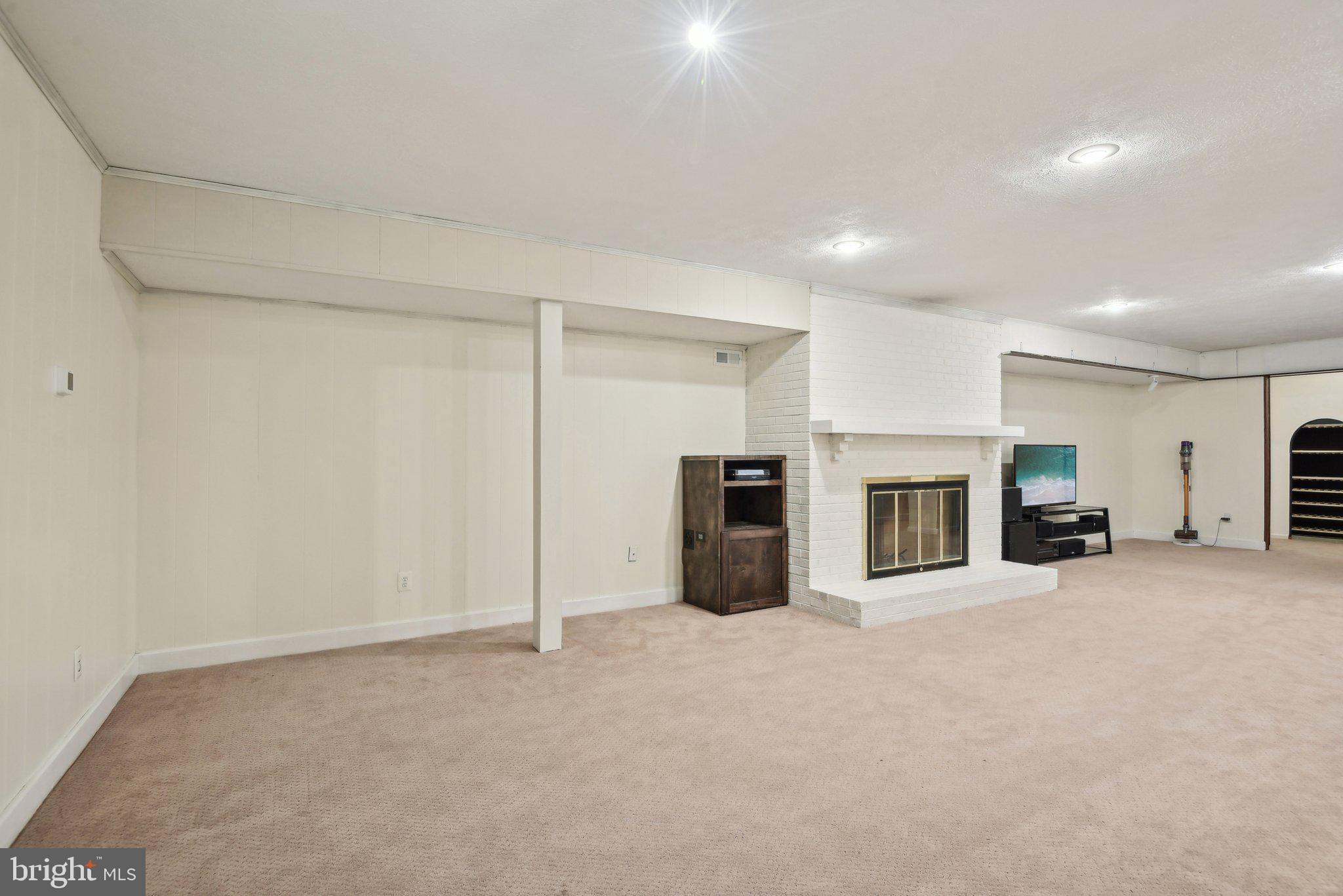 EVERGREEN FARM - Residential
