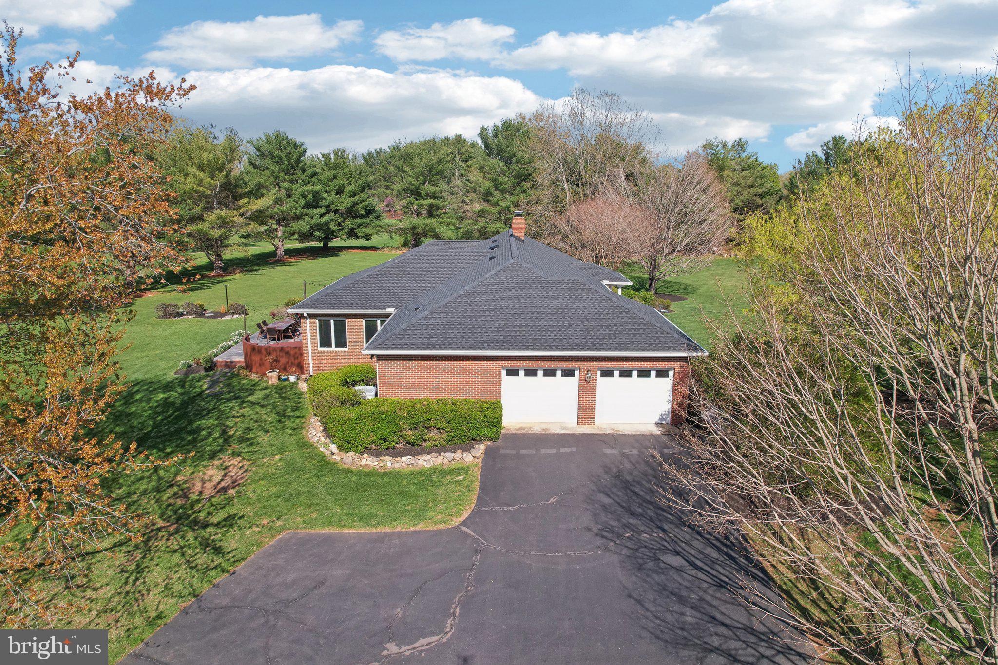 EVERGREEN FARM - Residential
