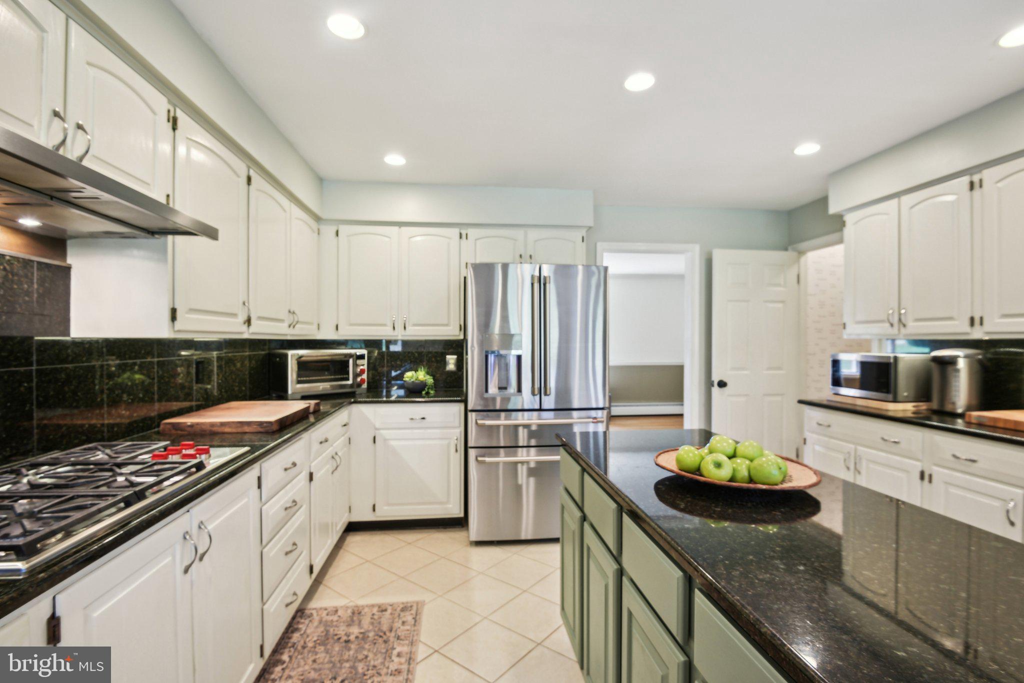 EVERGREEN FARM - Residential