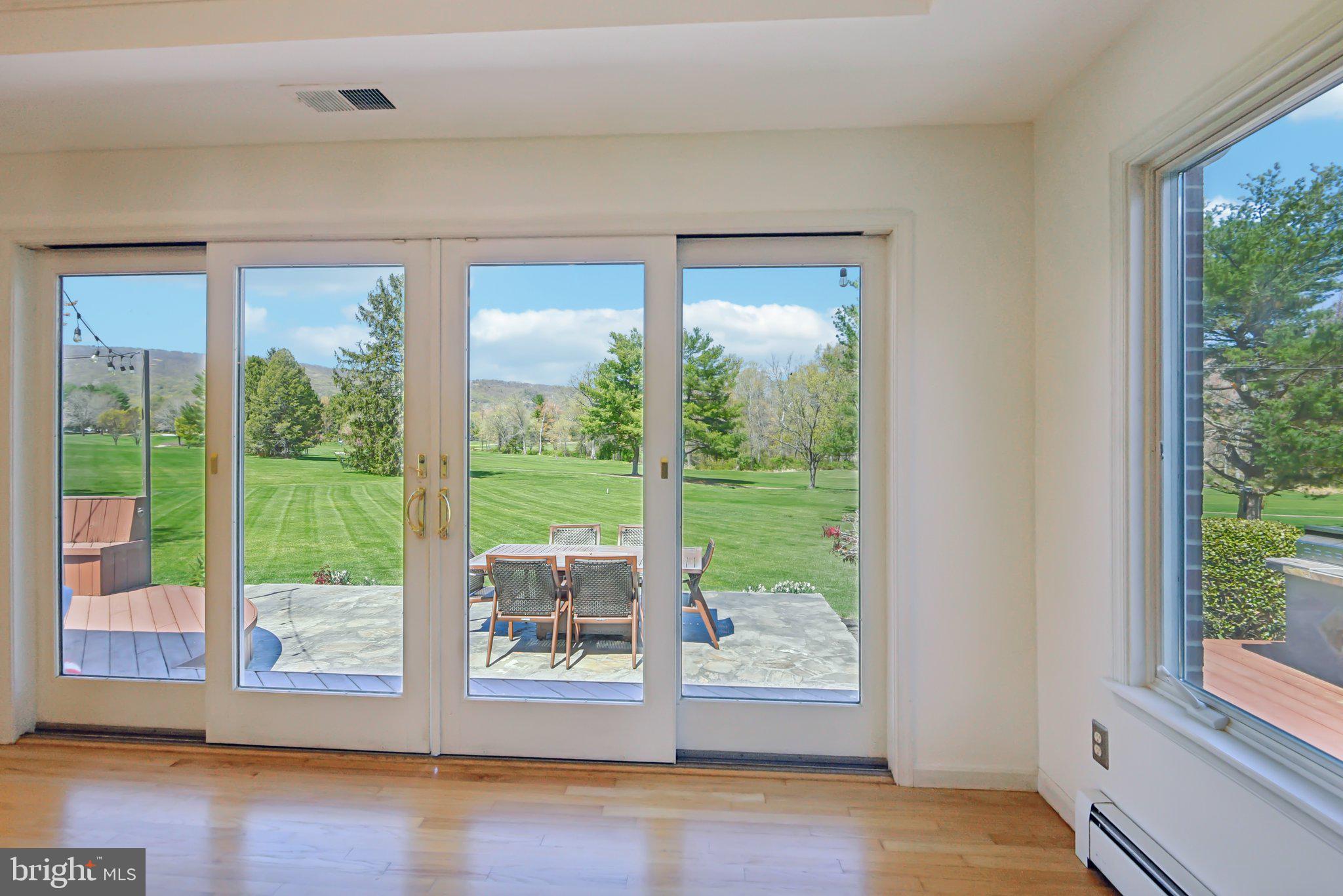 EVERGREEN FARM - Residential