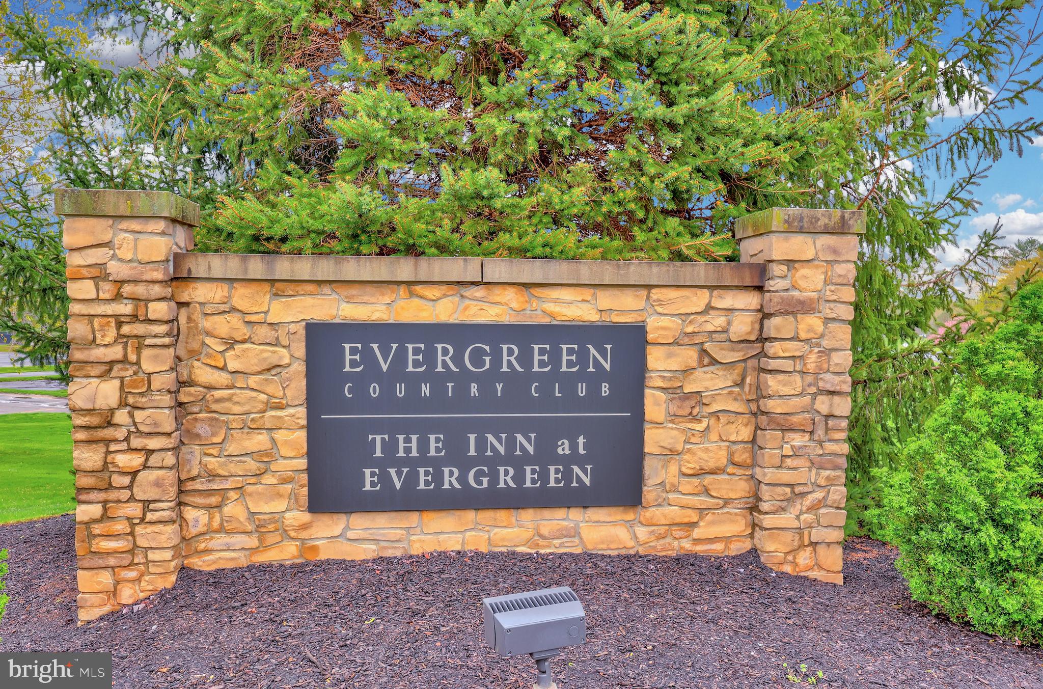EVERGREEN FARM - Residential
