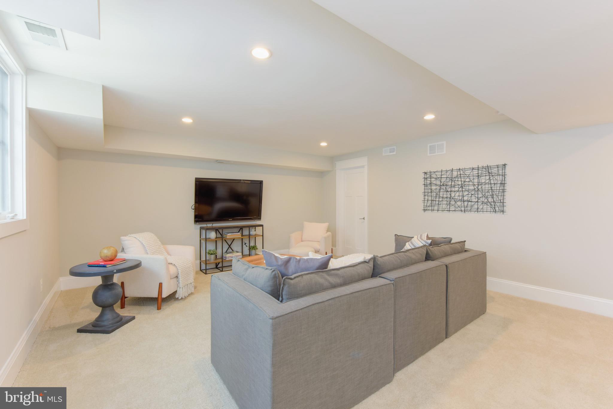 DEL RAY - Residential