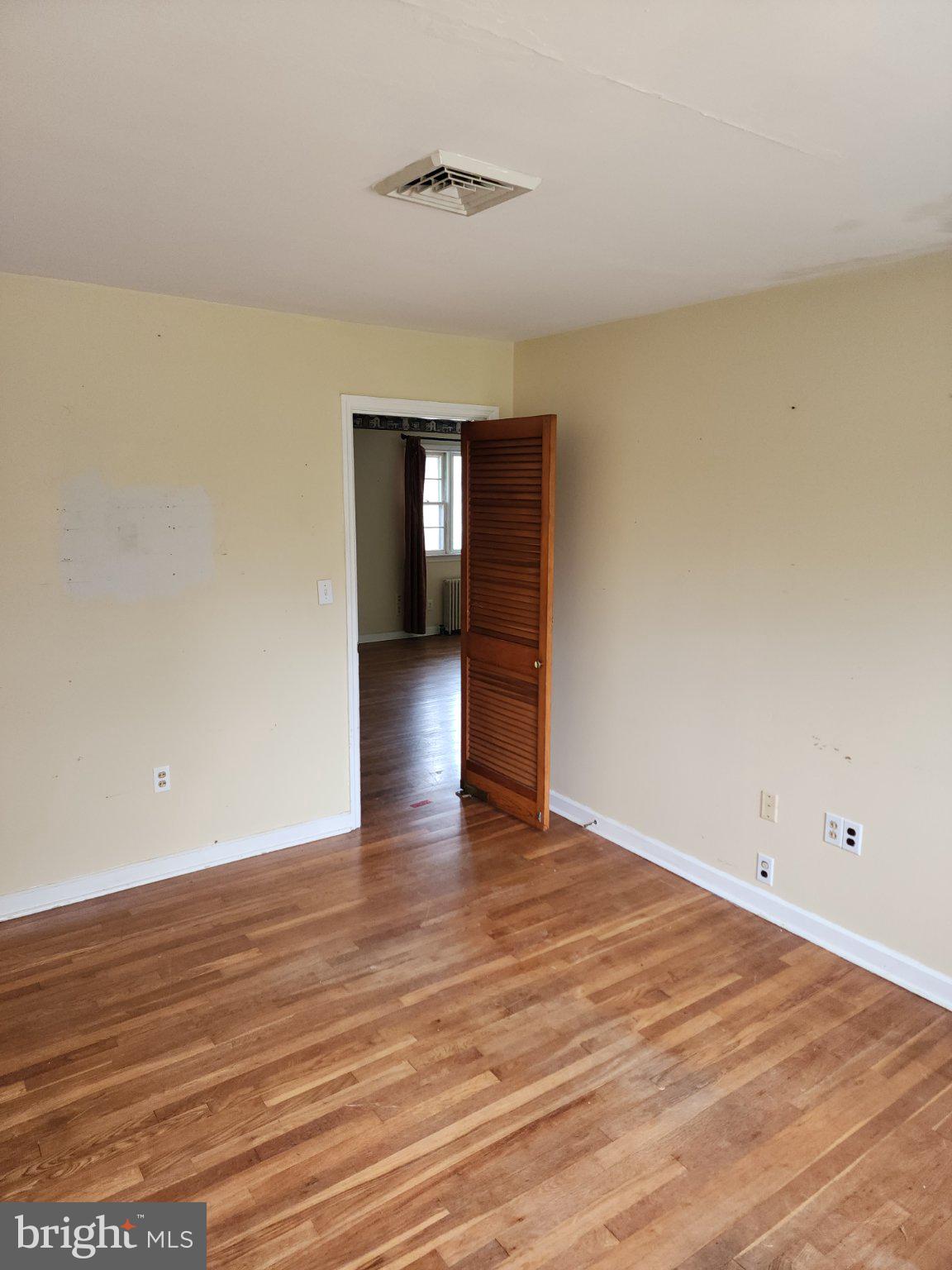 PITTSVILLE MANOR - Residential
