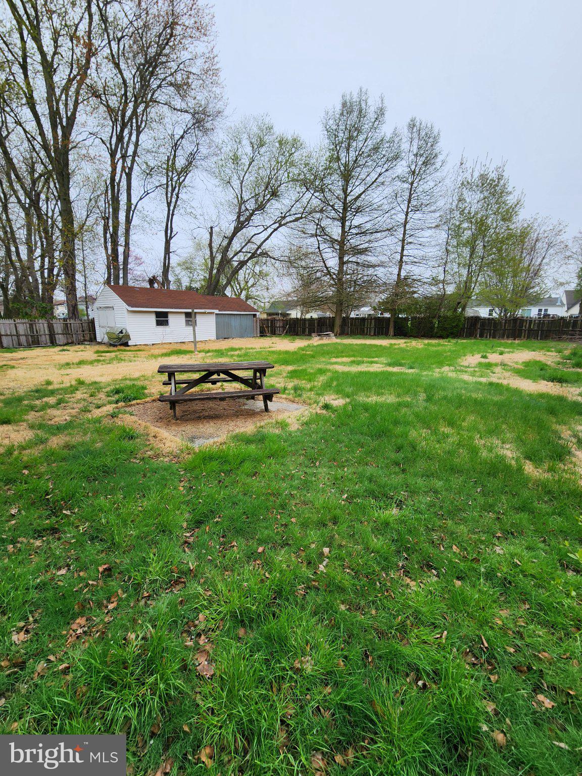 PITTSVILLE MANOR - Residential