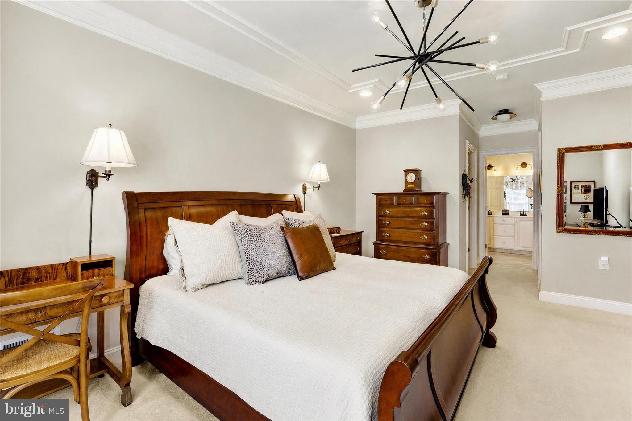 VILLAS OF NEWTOWN - Residential