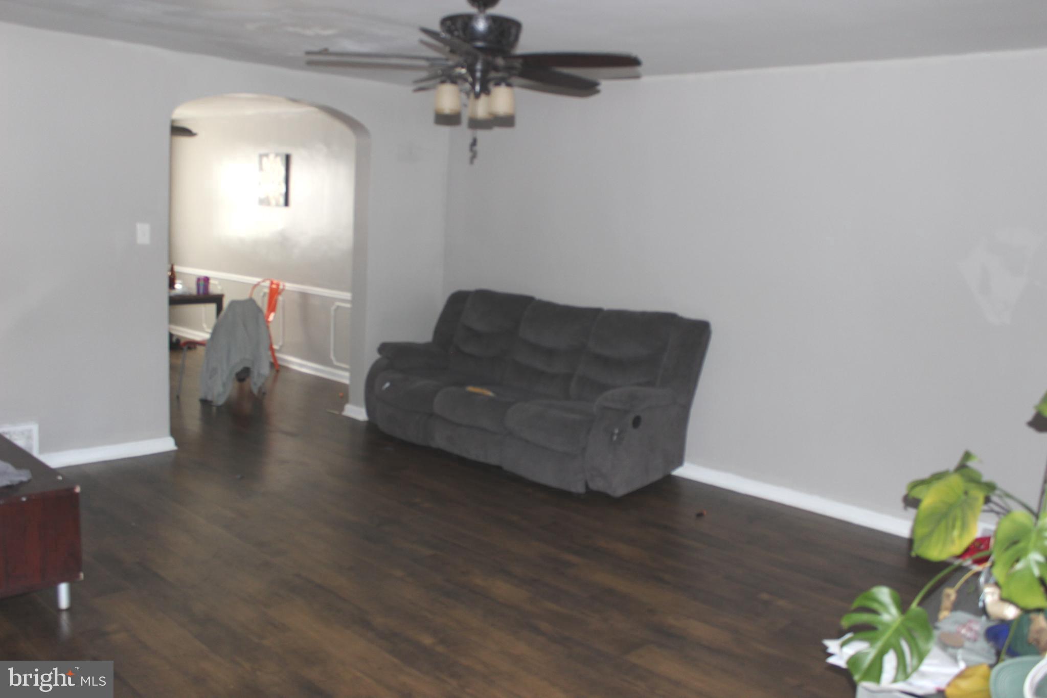 LAWNCREST - Residential Income