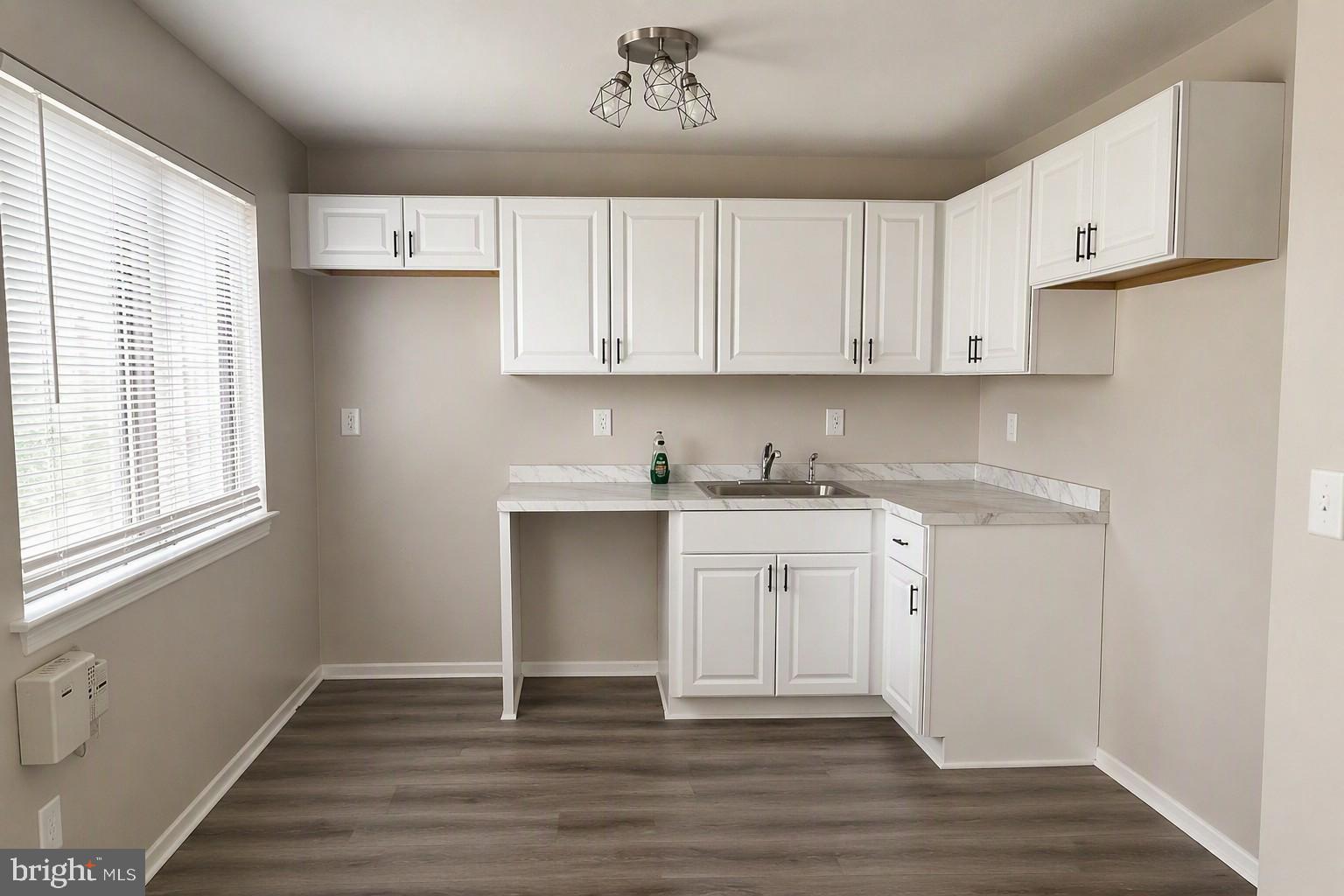 CEDAR RIDGE - Residential