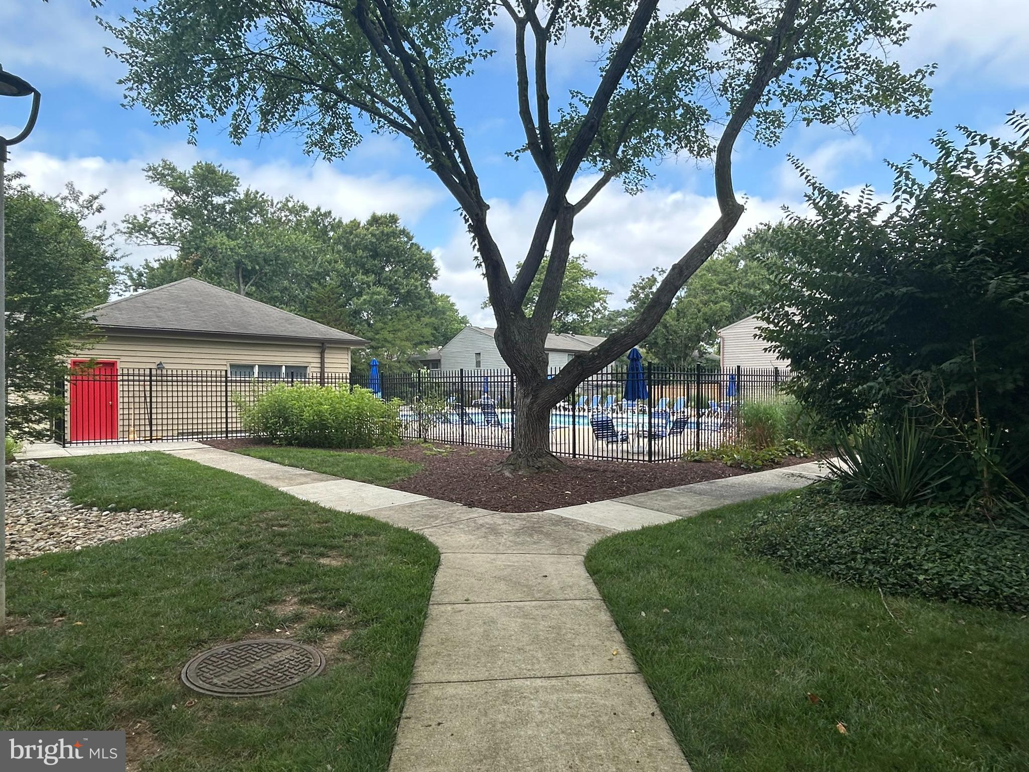 CEDAR RIDGE - Residential