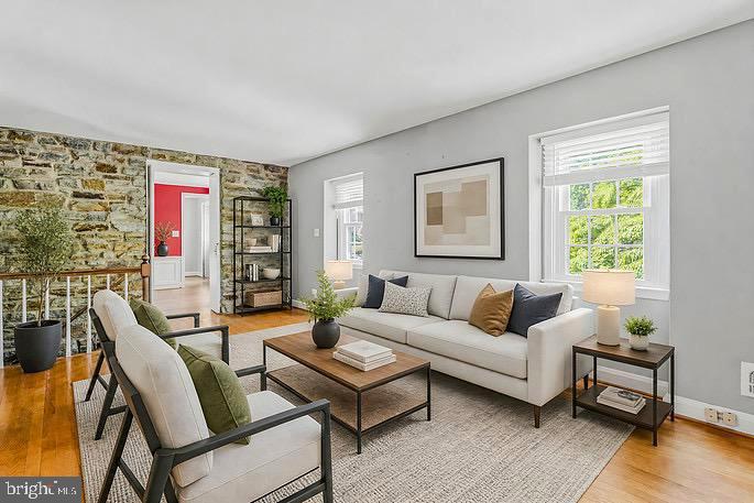 SOUTHLAND HILLS - Residential