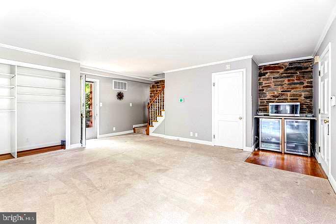 SOUTHLAND HILLS - Residential
