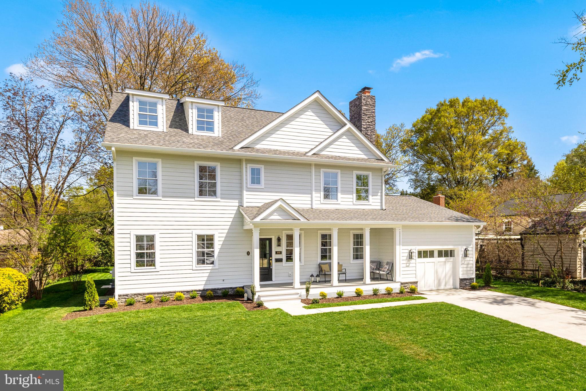WAYNEWOOD - Residential