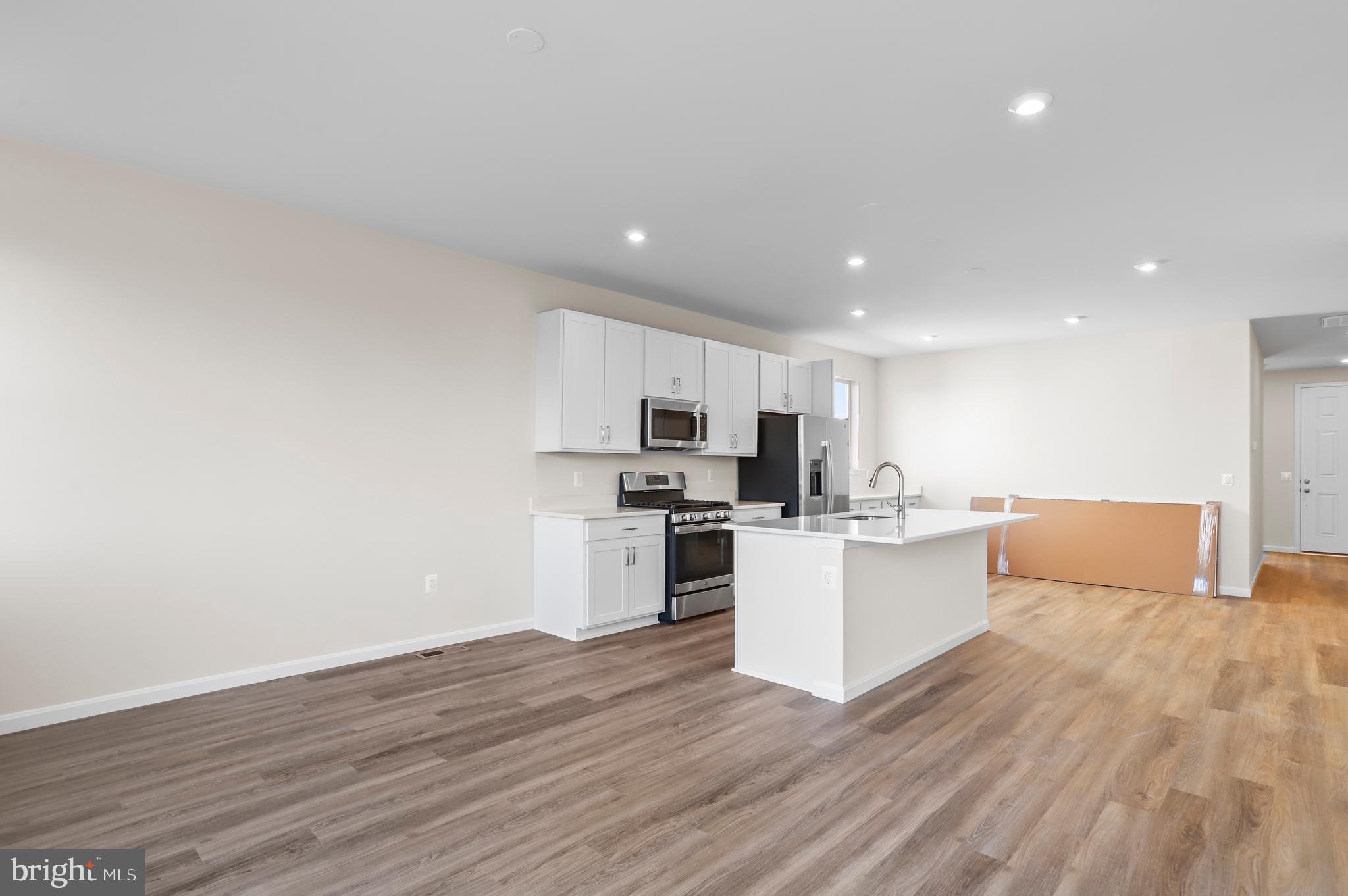 MIDDLETOWN - Residential