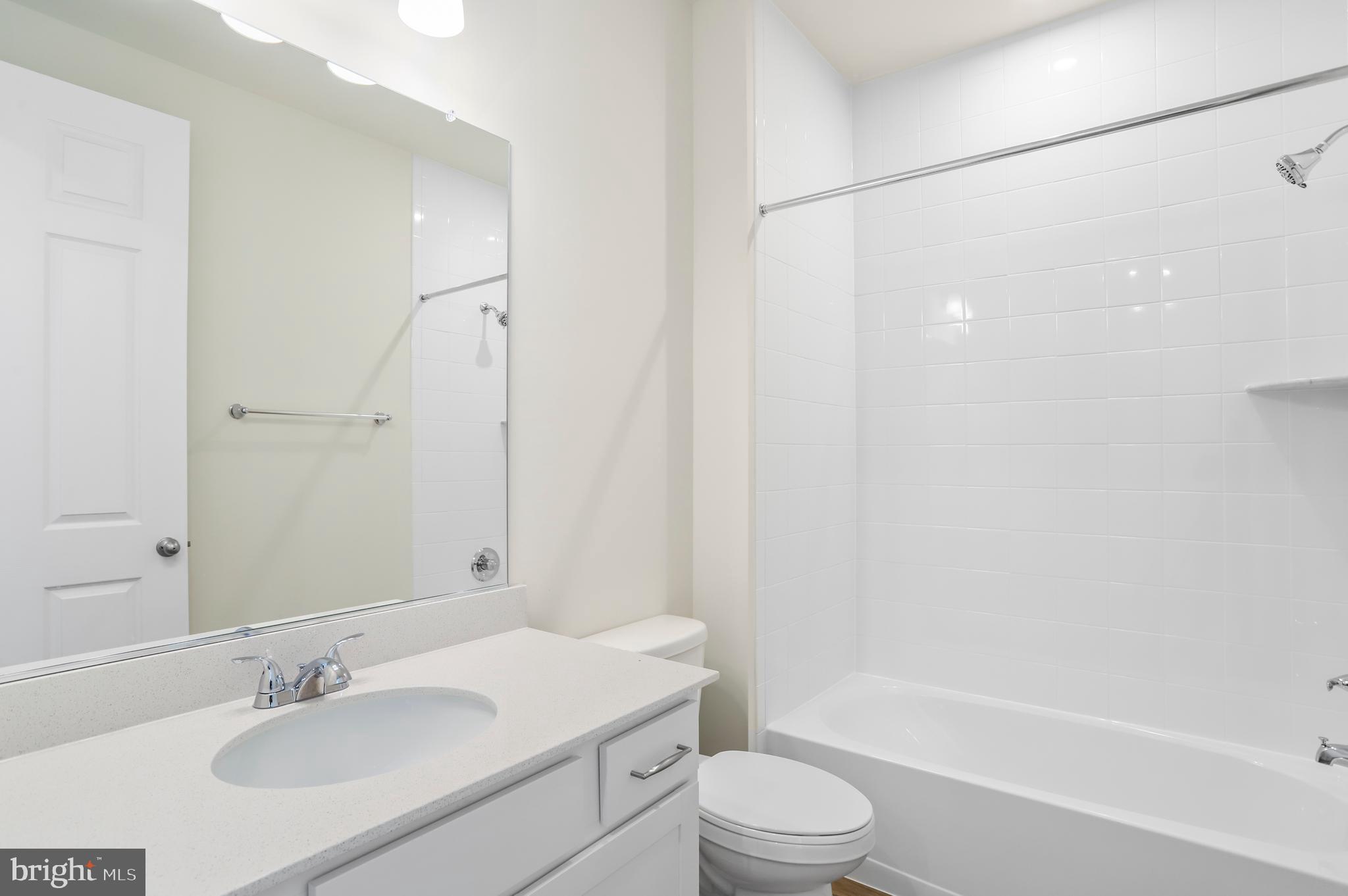 MIDDLETOWN - Residential