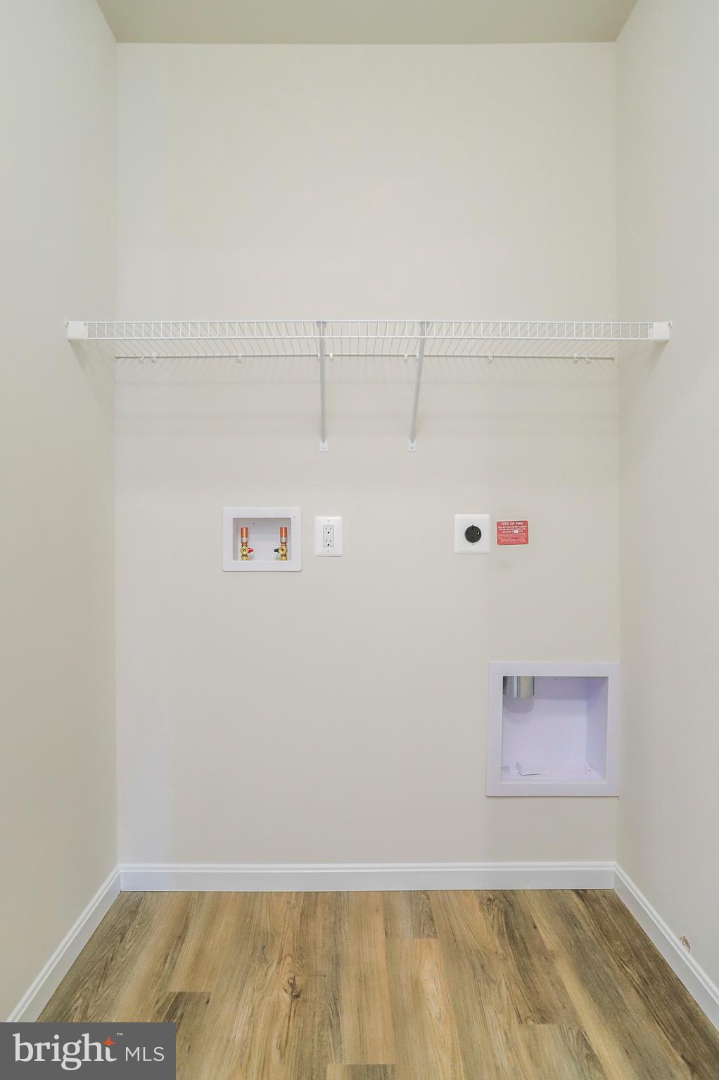 MIDDLETOWN - Residential