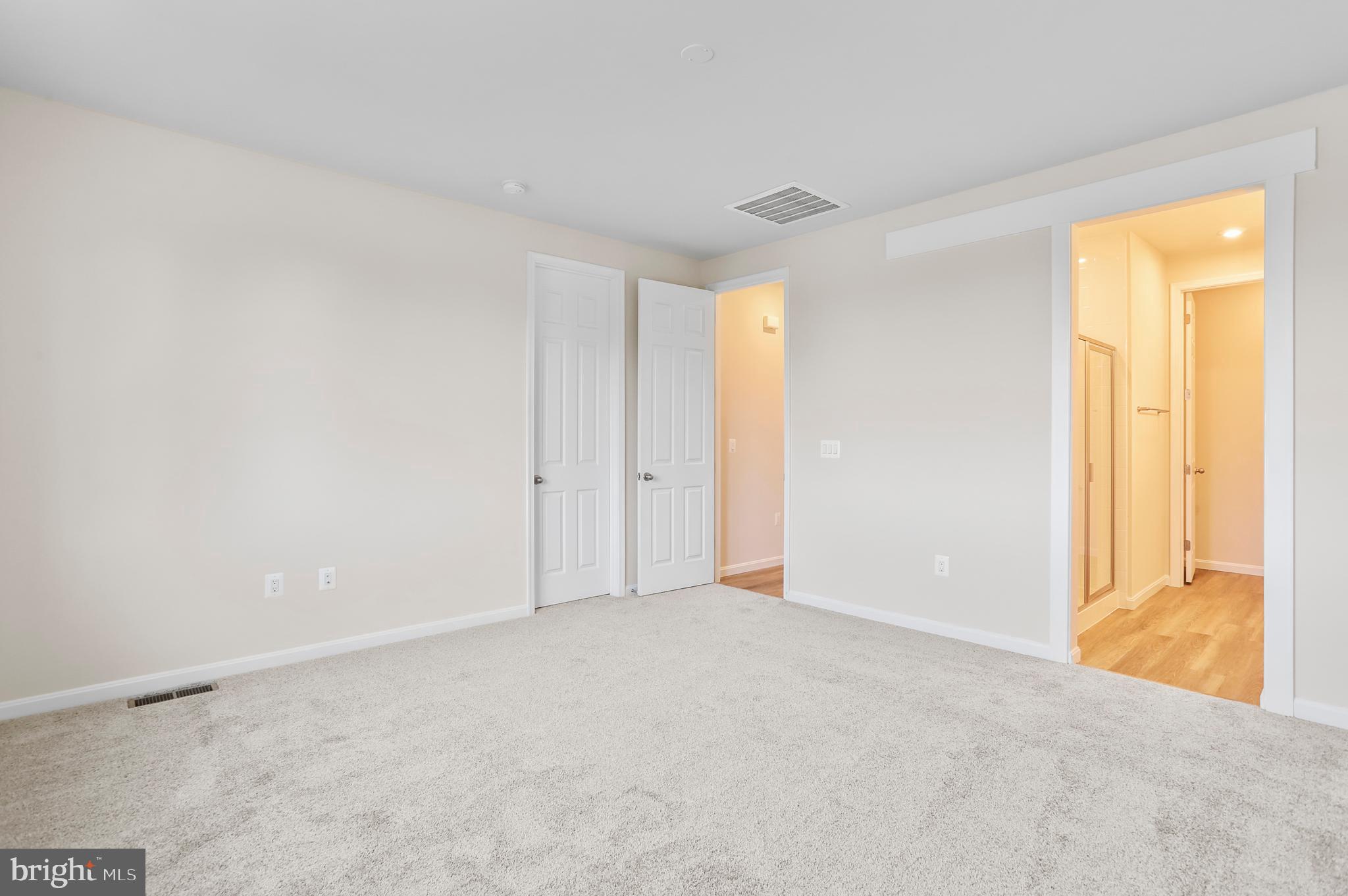 MIDDLETOWN - Residential