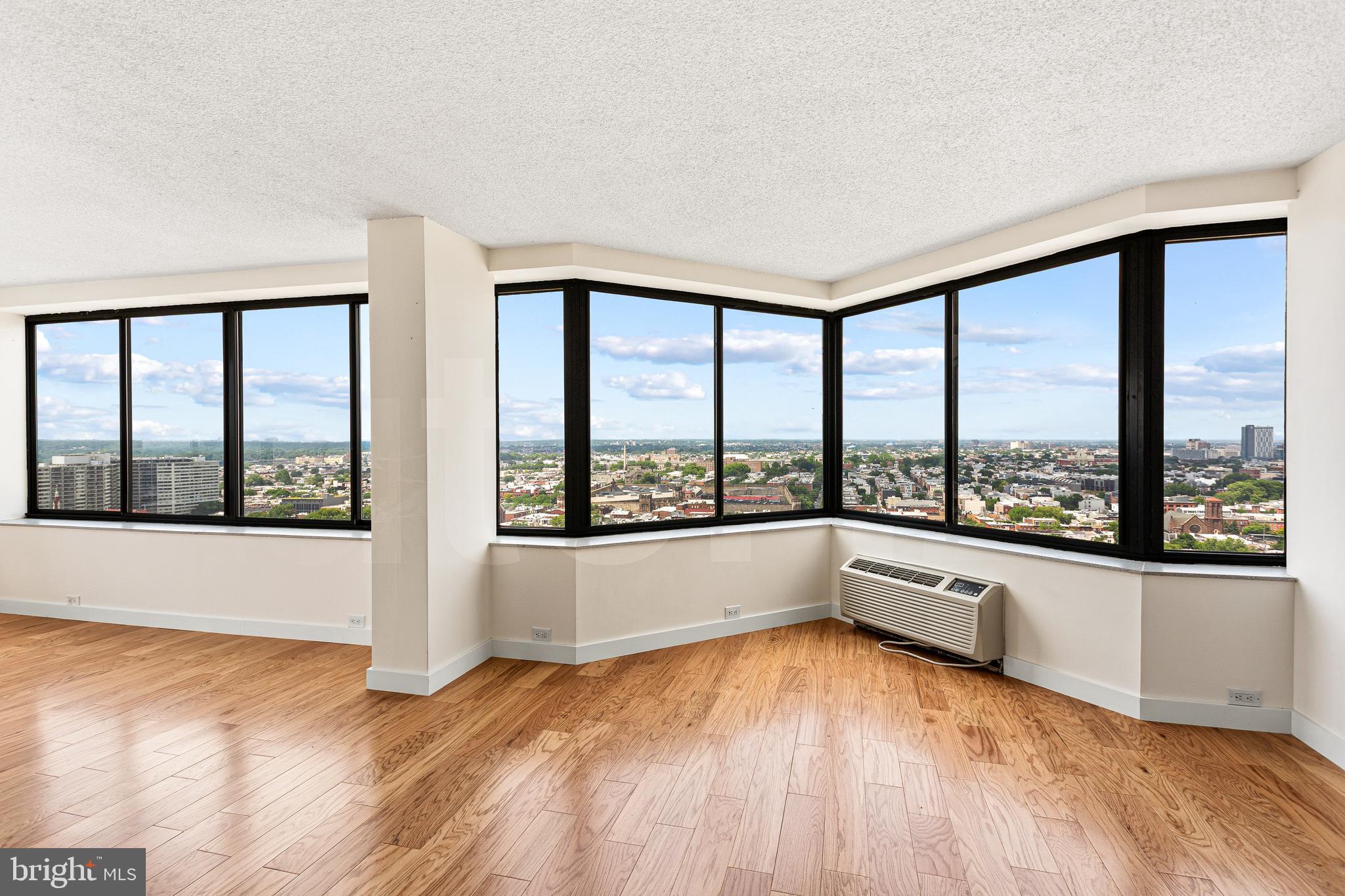 ART MUSEUM AREA - Residential