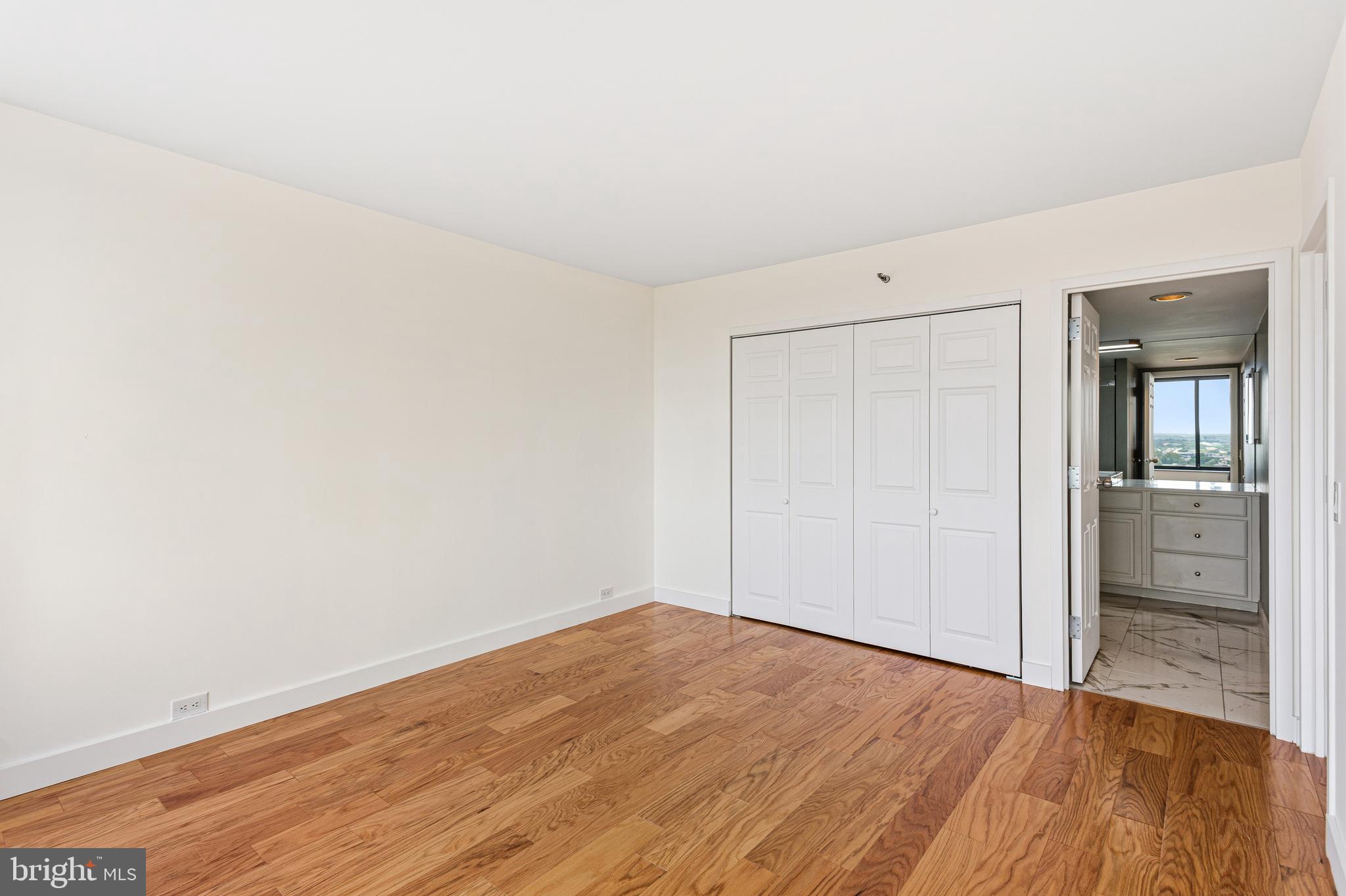 ART MUSEUM AREA - Residential