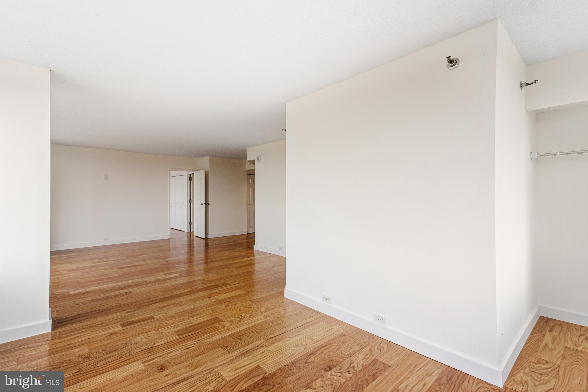 ART MUSEUM AREA - Residential
