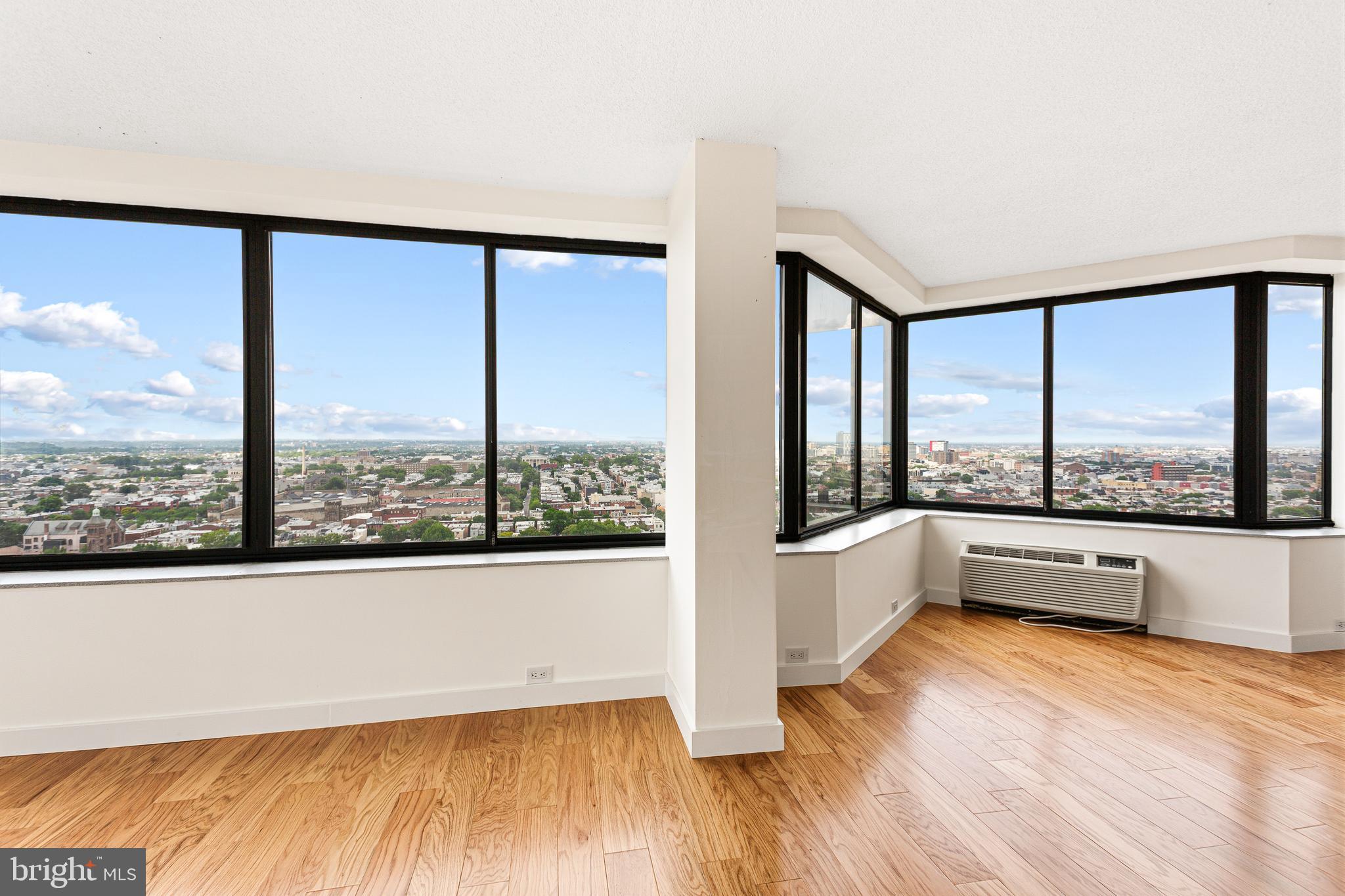ART MUSEUM AREA - Residential
