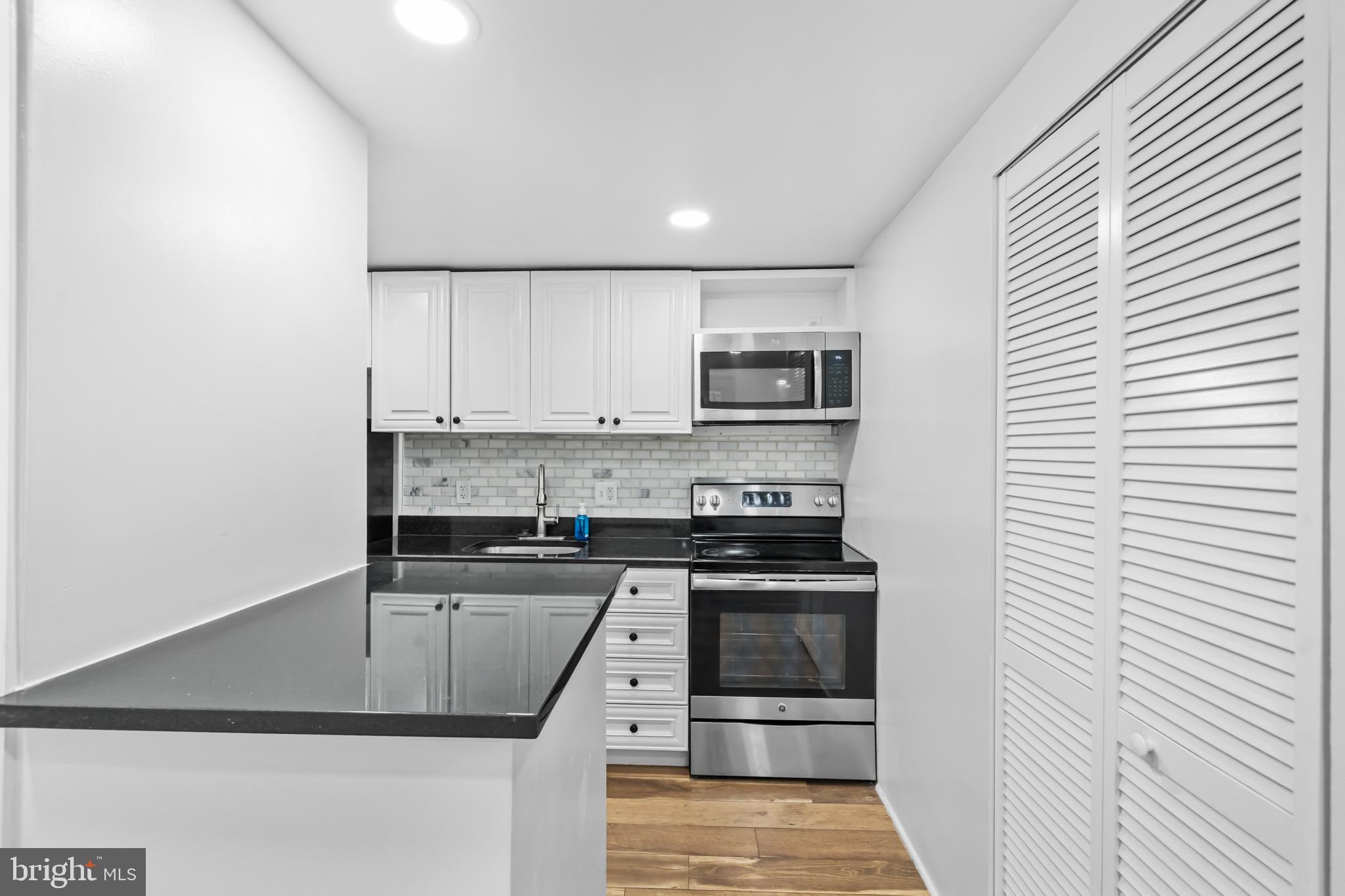 U STREET CORRIDOR - Residential