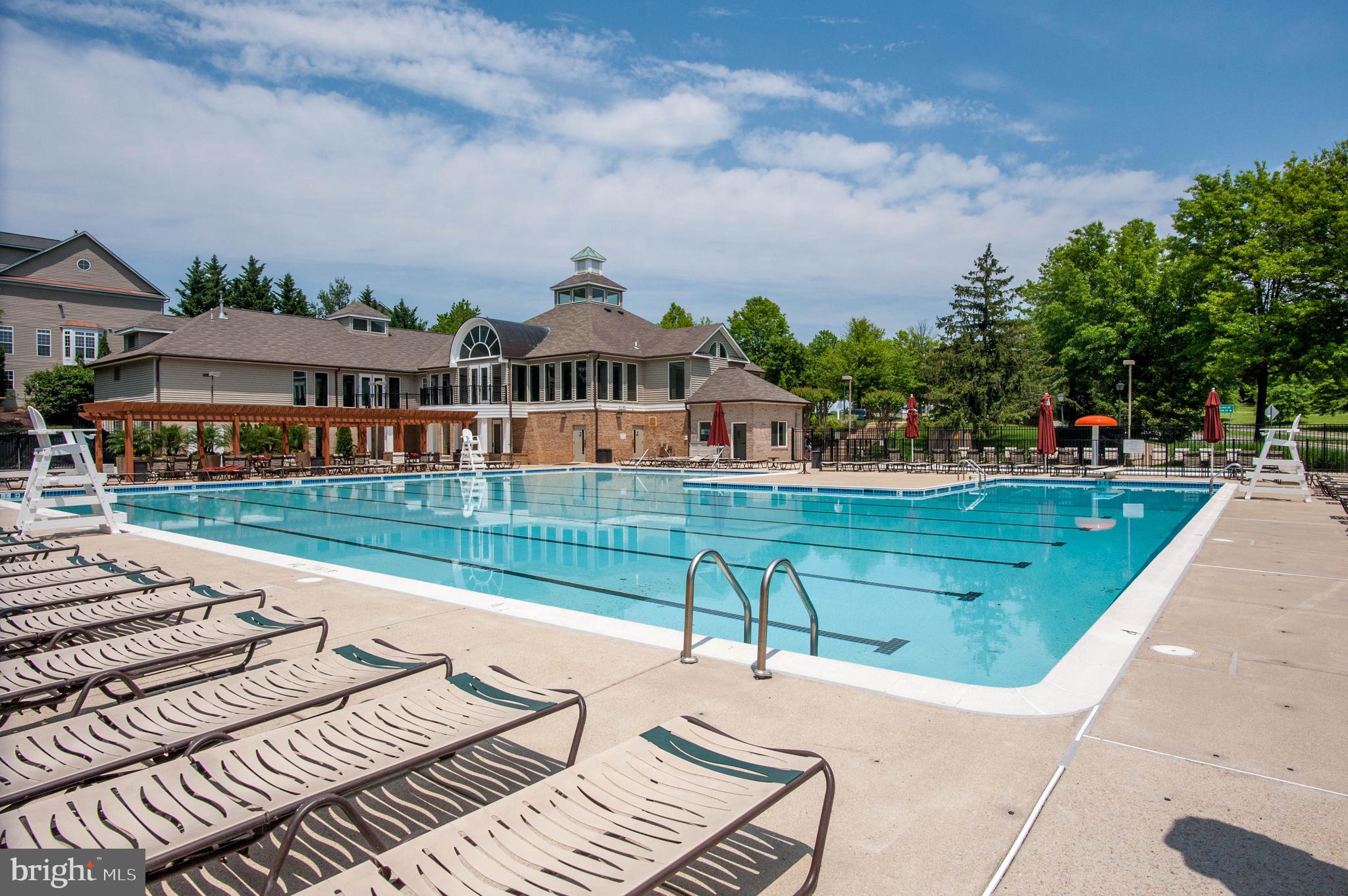 KINGSTOWNE - Residential Lease