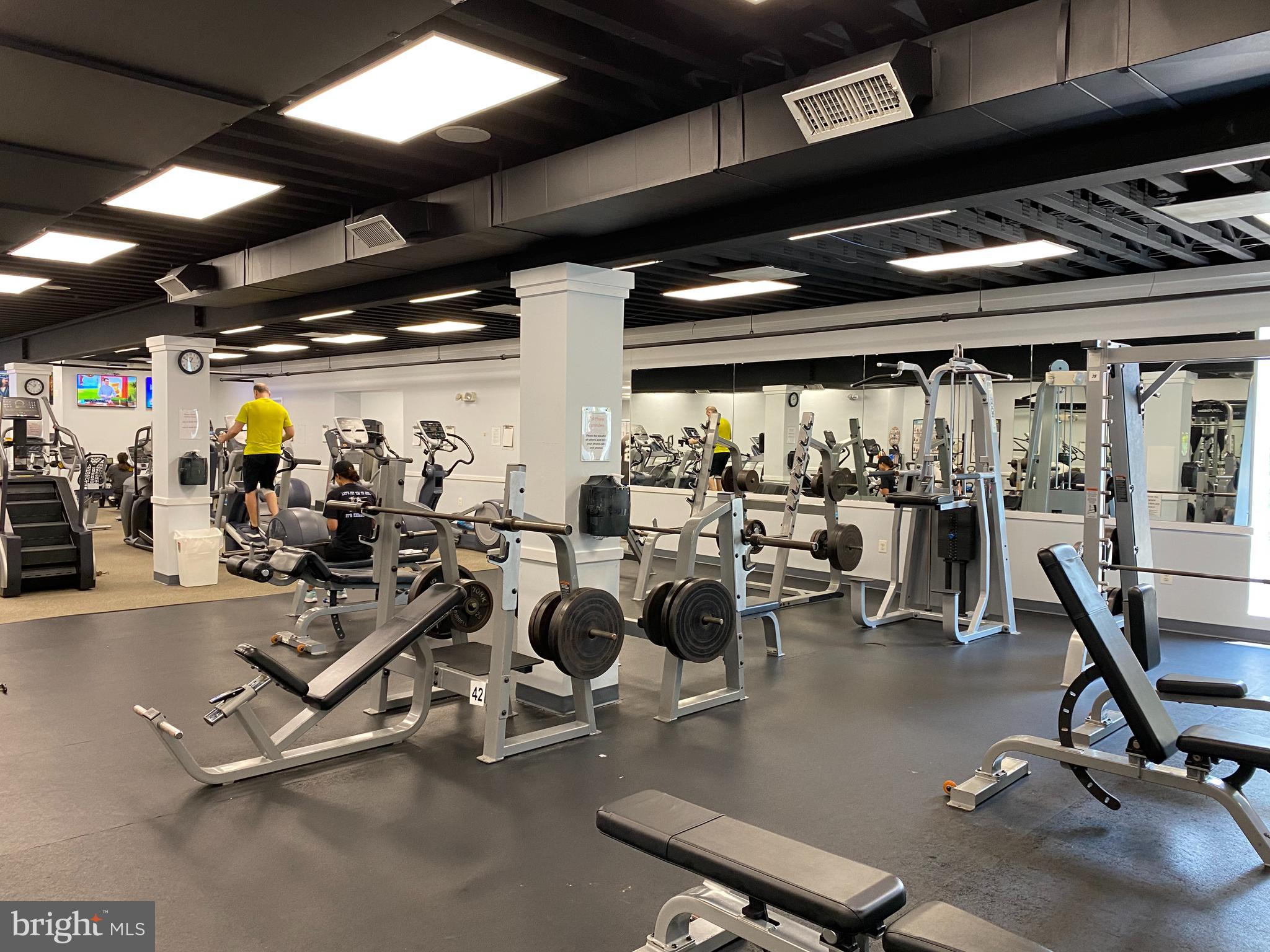 KINGSTOWNE - Residential Lease