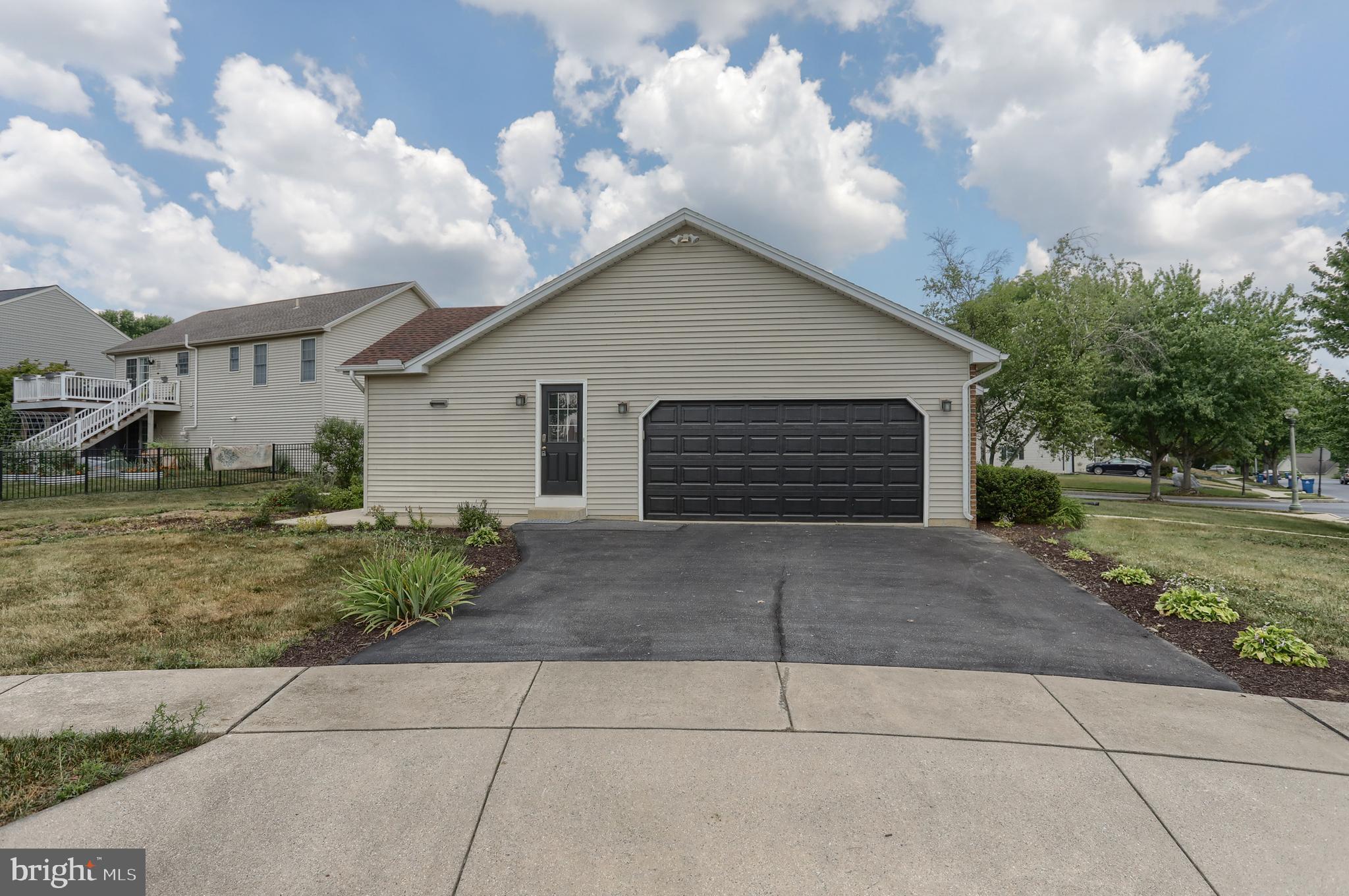 GRAYSTONE FARMS - Residential