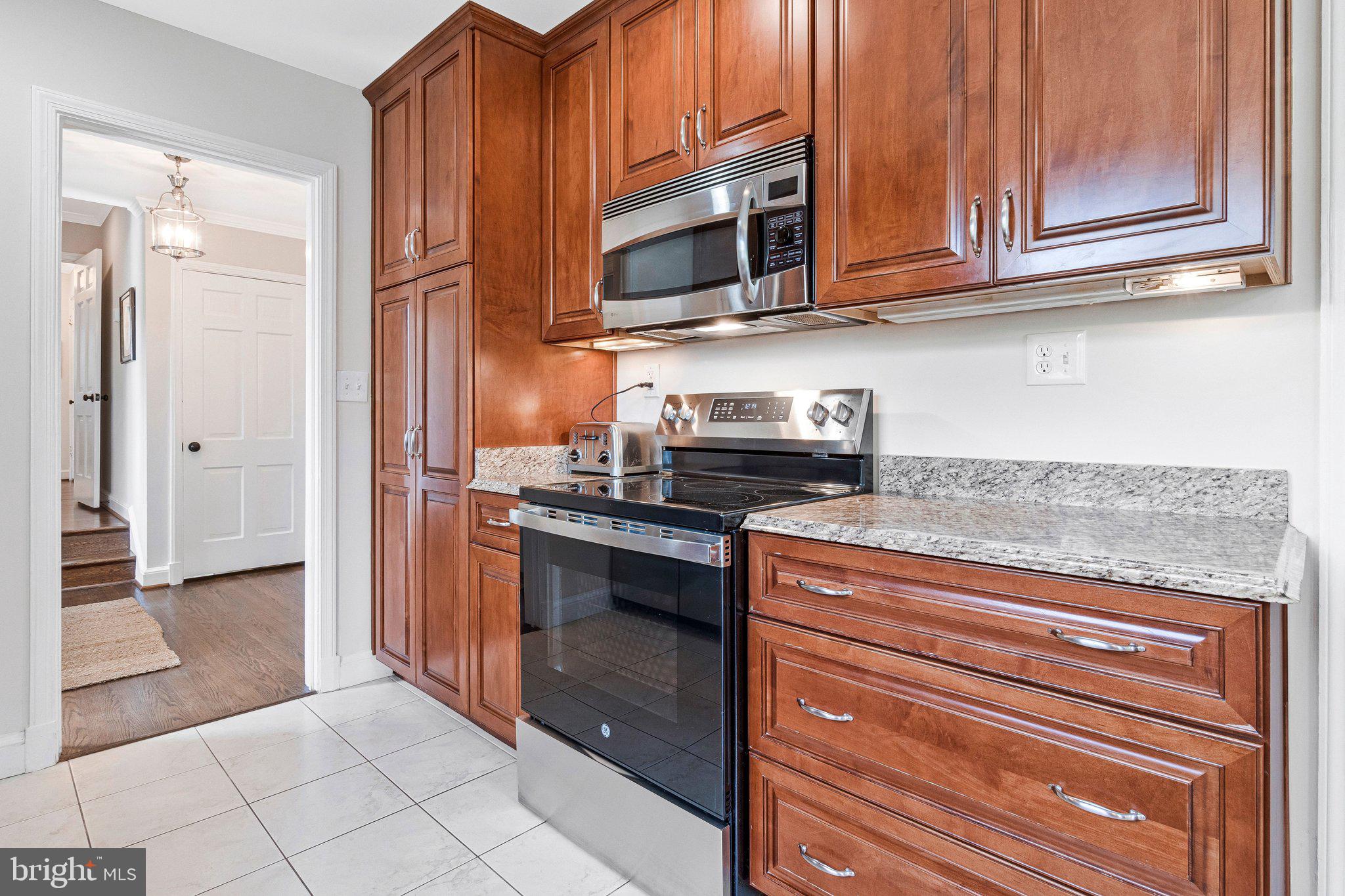 RIDGEWOOD VILLAGE - Residential