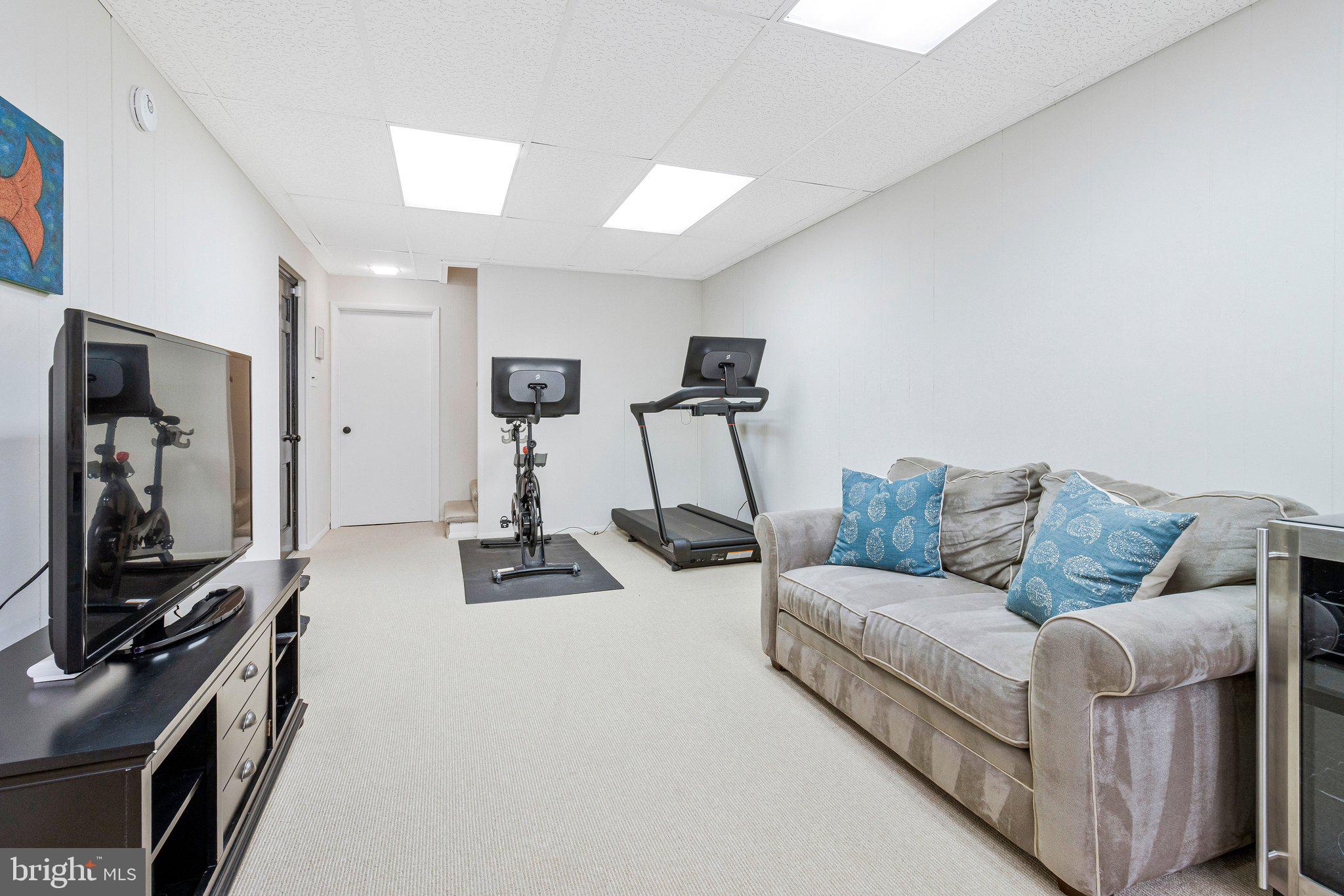 RIDGEWOOD VILLAGE - Residential