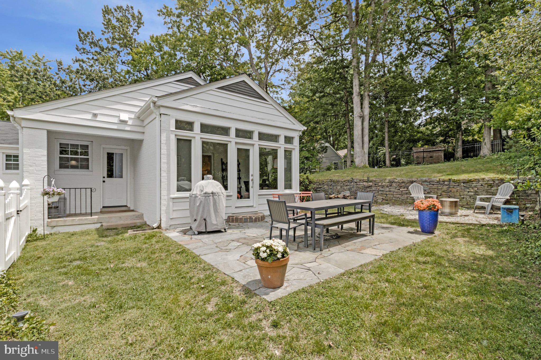 RIDGEWOOD VILLAGE - Residential