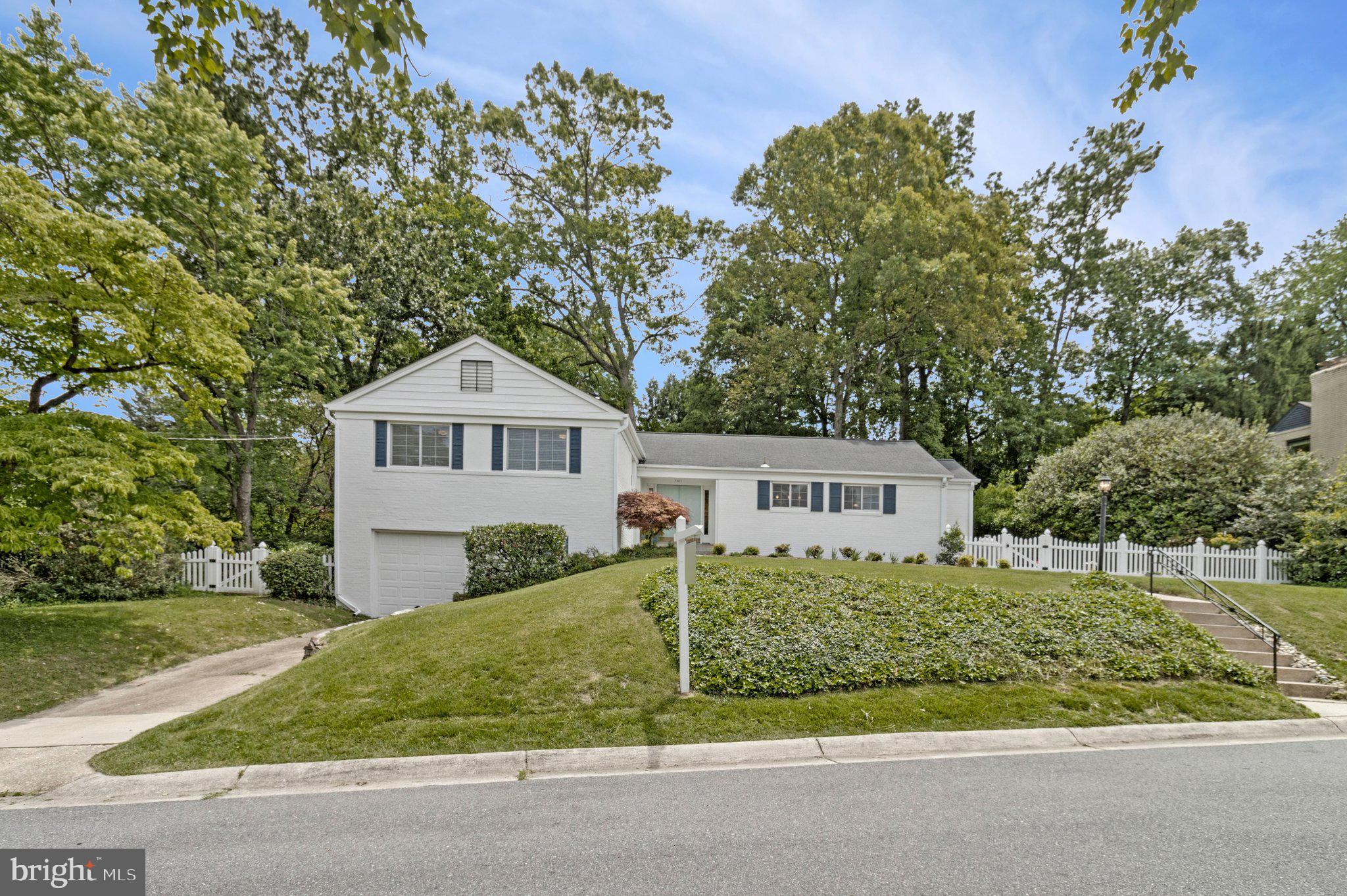 RIDGEWOOD VILLAGE - Residential