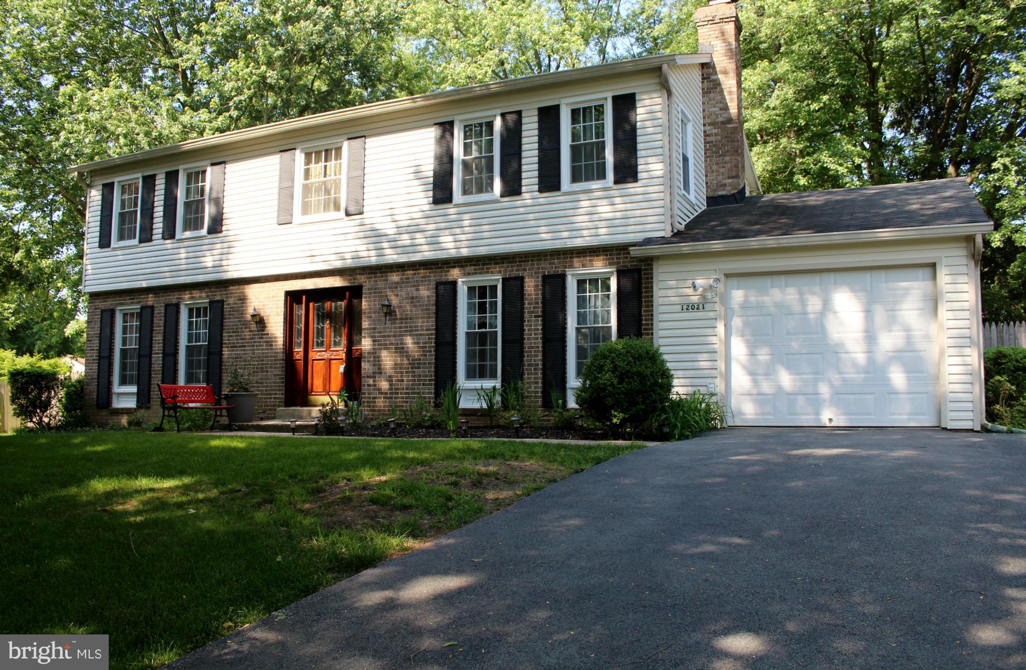 WOW --  Beautiful Colonial 4 bedrooms 2.5 Bath, 3 Finished levels with garage. Completely updated through out!  Large fenced back yard.  located on cul de sac.  Walk to park, ball field, tennis & basketball courts.  Neighborhood walking paths. Finished basement. New HVAC system. beautiful deck.  double wide driveway.