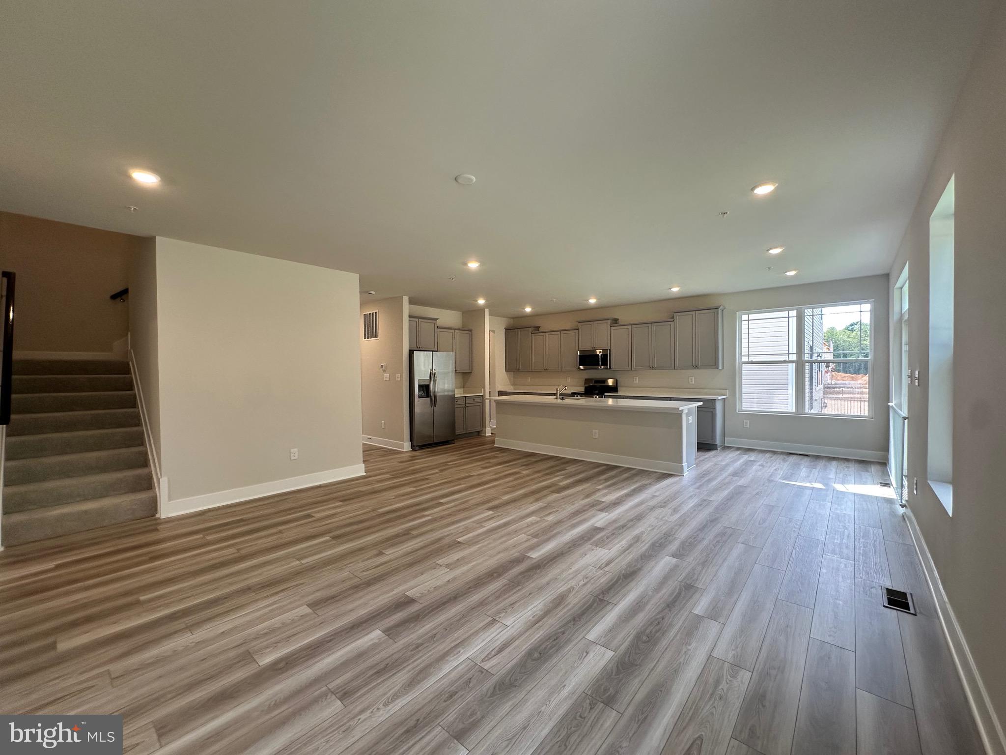 ST CHARLES - Residential