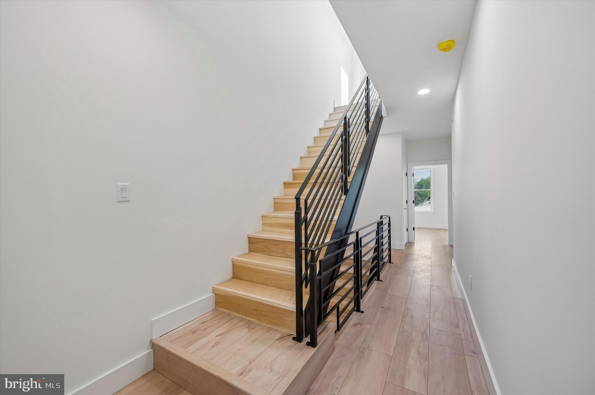 ROXBOROUGH - Residential