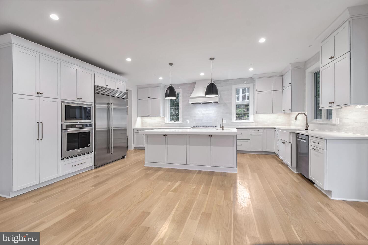 BRADLEY WOODS - Residential