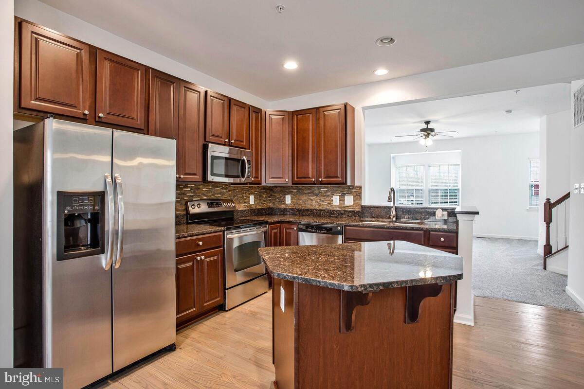 RICHFIELD STATION VILLAGE - Residential