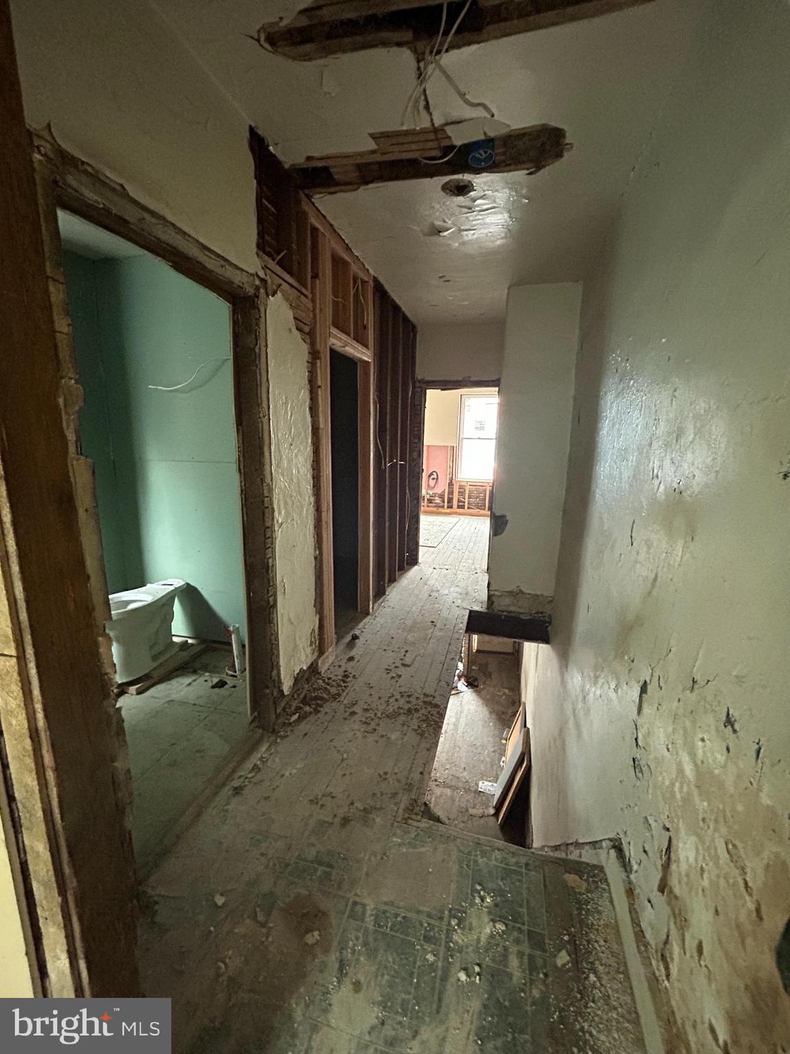POINT BREEZE - Residential